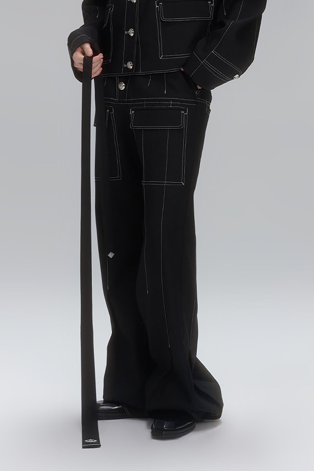 TIWILLTANG Stitched Button-Up Pleated Flared Pants