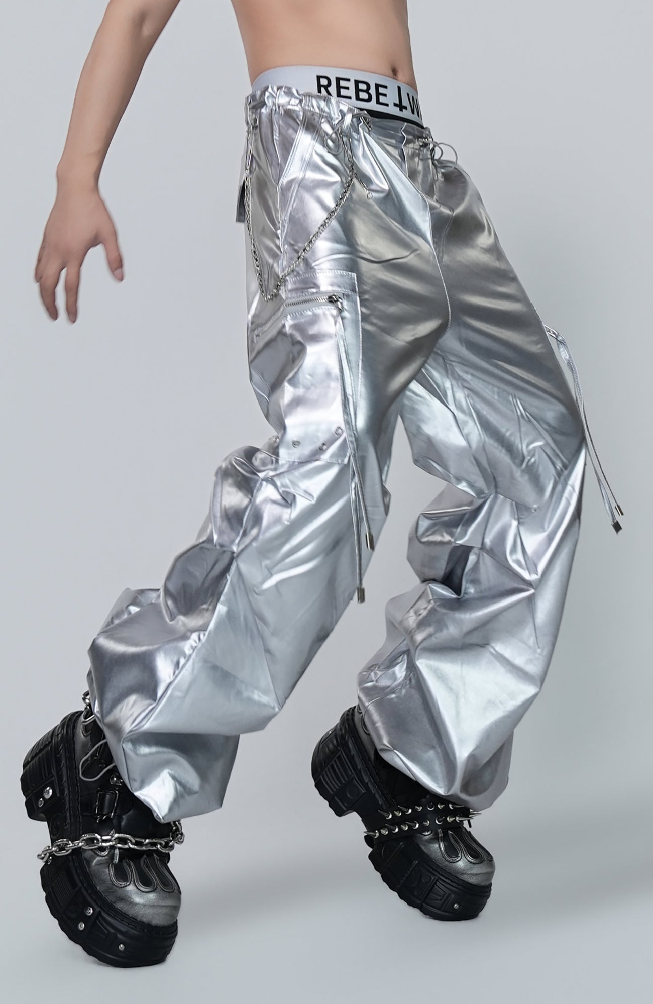 VE2 Metallic Coated Cargo Pants
