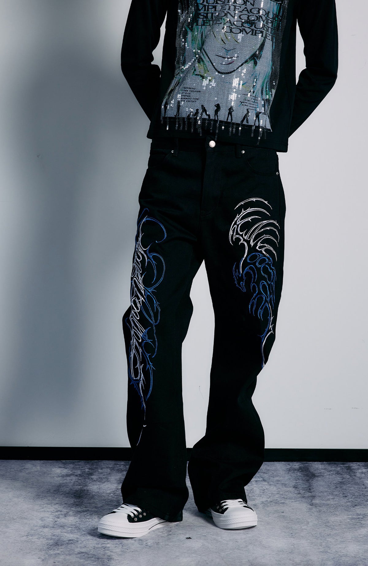 PAIKI Embroidered Thorn Floral Raw Selvedge Straight-Leg Jeans