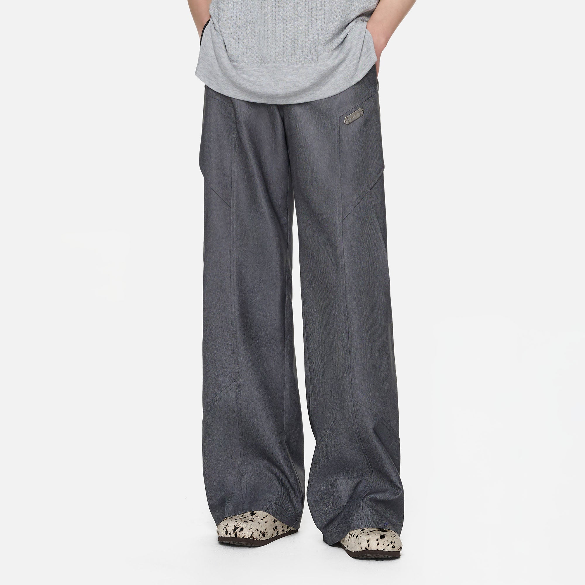 TIWILLTANG Essential Multi-Pocket Panel Straight-Leg Pants