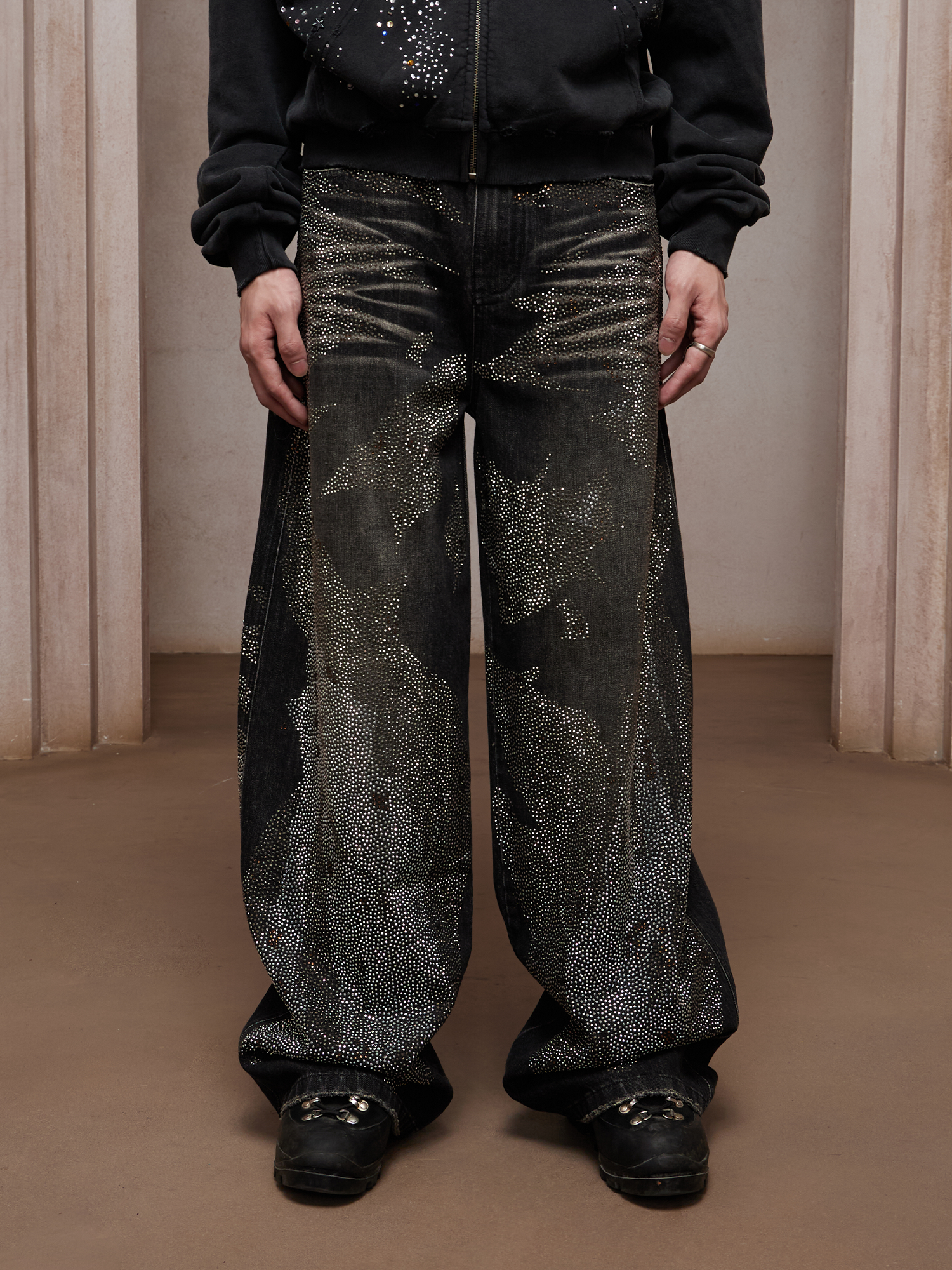 DND4DES Dirty-Washed Diamond Wide-Leg Jeans Black