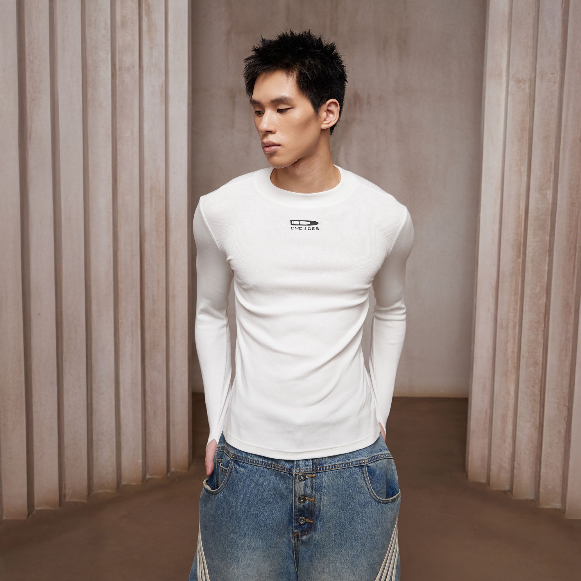 DND4DES Bullet LOGO Graphic Long-Sleeve Tee