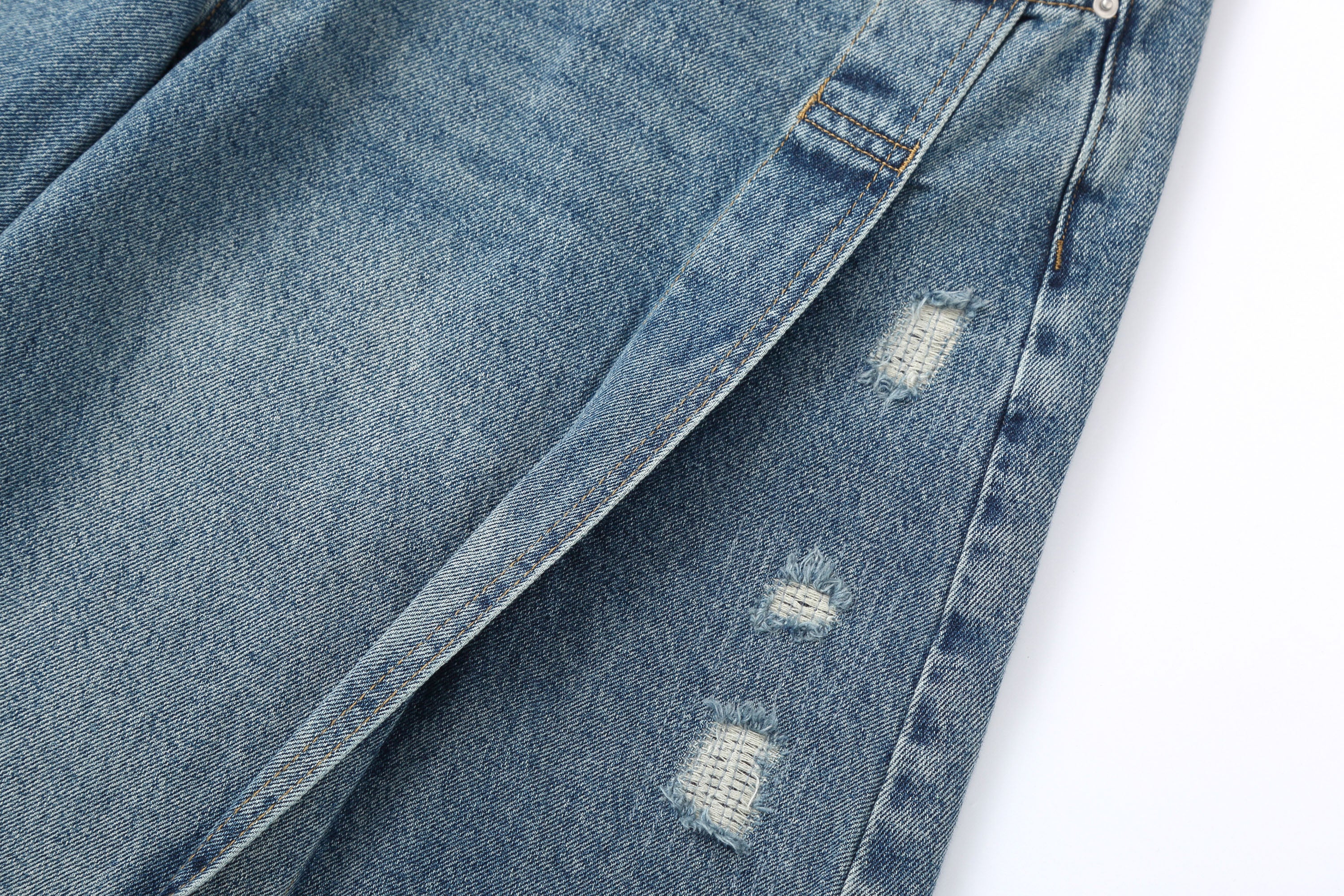 CLP Pleated Knee Wide-Leg Denim Pants