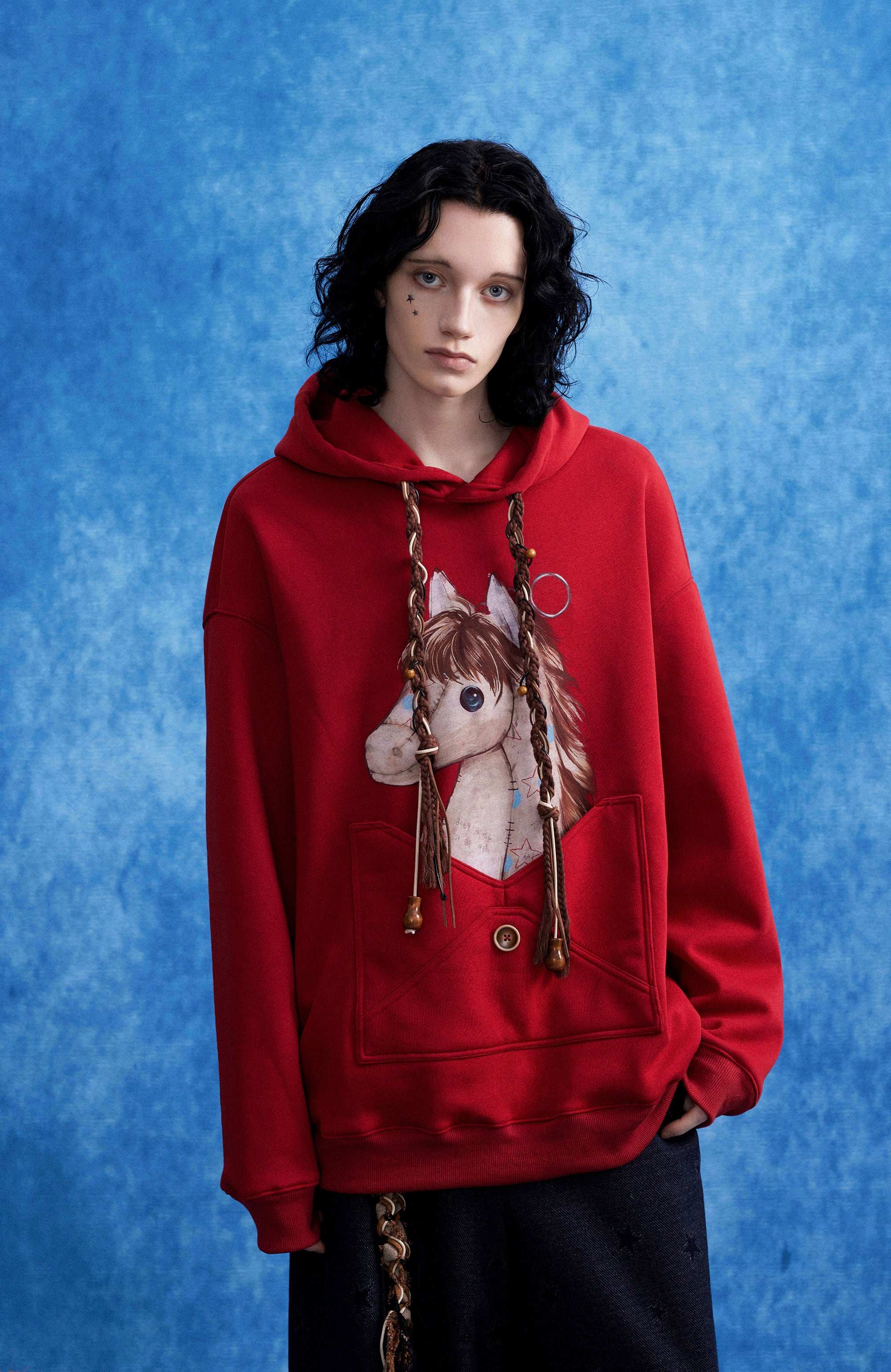 OIPWORD Envelope Pocket Pony Graphic Hoodie