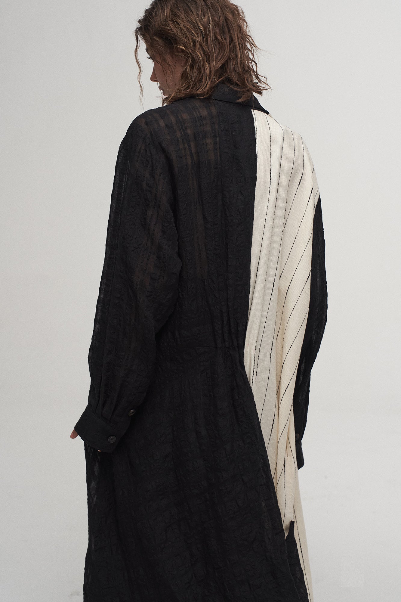ILNya Nieternite Nifutur Contrast Spliced Striped Sheer Coat
