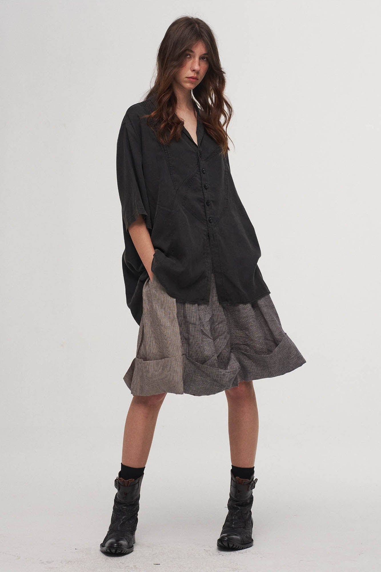 ILNya Nieternite Nifutur Washed Deconstructed Paneled Pleated Shirt