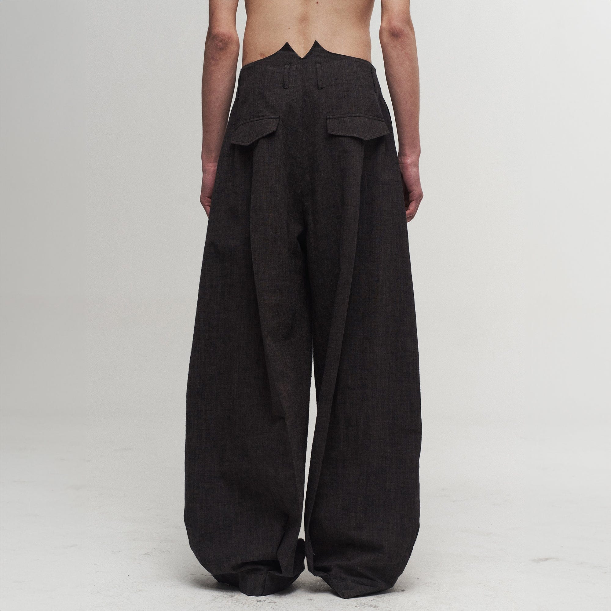 ILNya Nieternite Nifutur Pleated Curved Oversized Pants, premium urban and streetwear designers apparel on PROJECTISR.com, ILNya Nieternite Nifutur