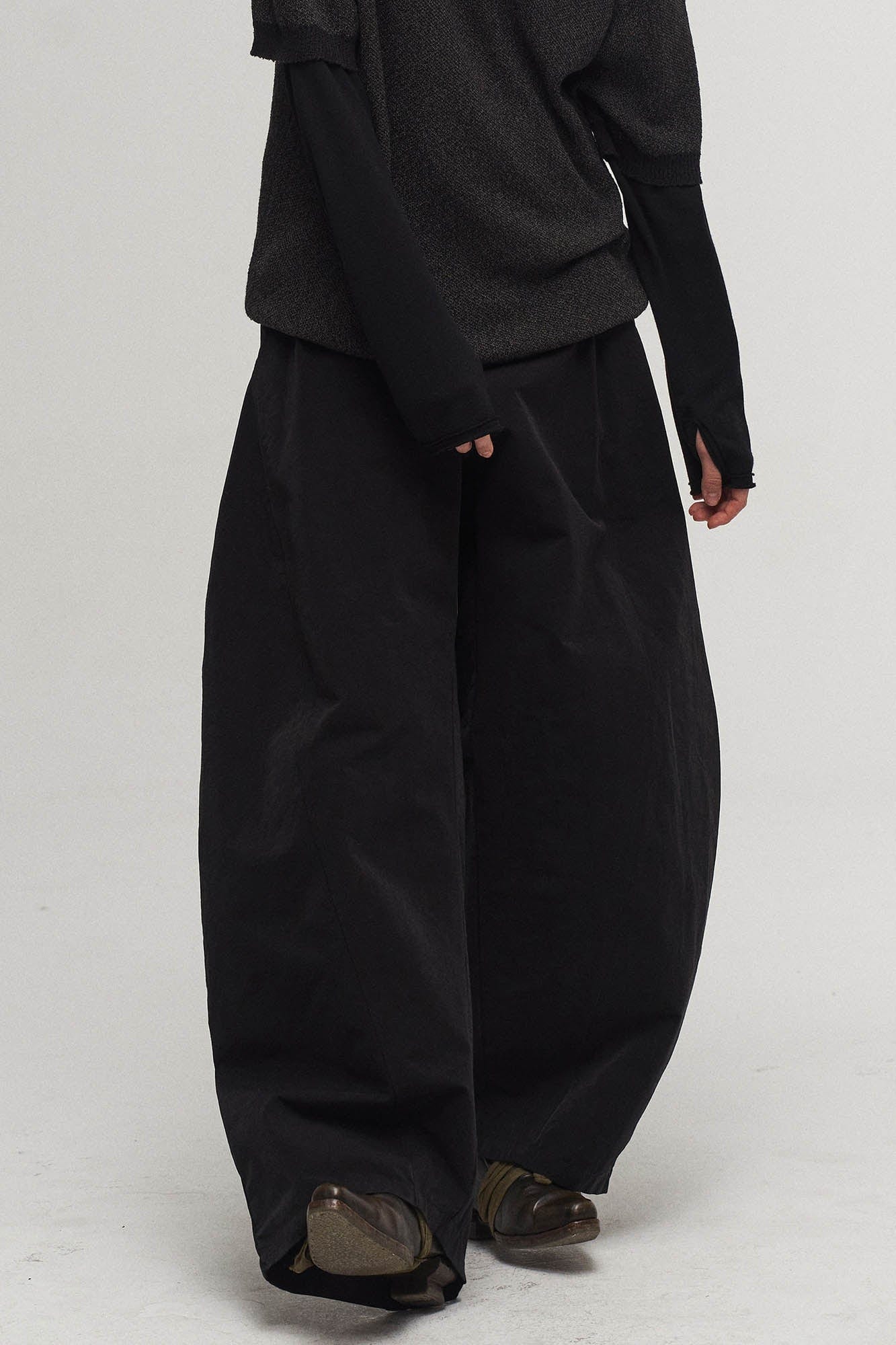 ILNya Nieternite Nifutur High-Waisted Pleated Wide-Leg Pants, premium urban and streetwear designers apparel on PROJECTISR.com, ILNya Nieternite Nifutur