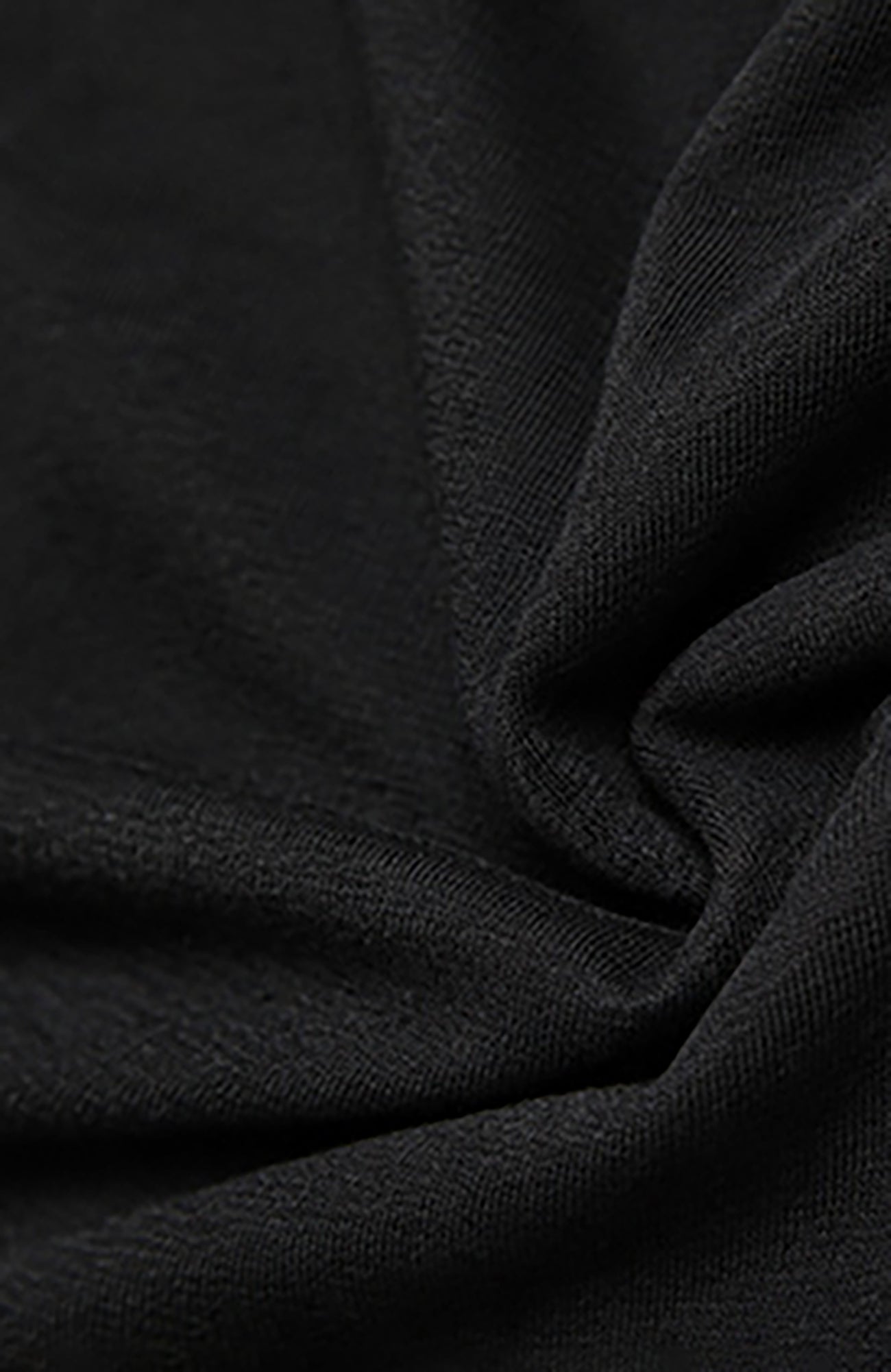 RELABEL Embroidered Magnetic Collar Polo Sweater