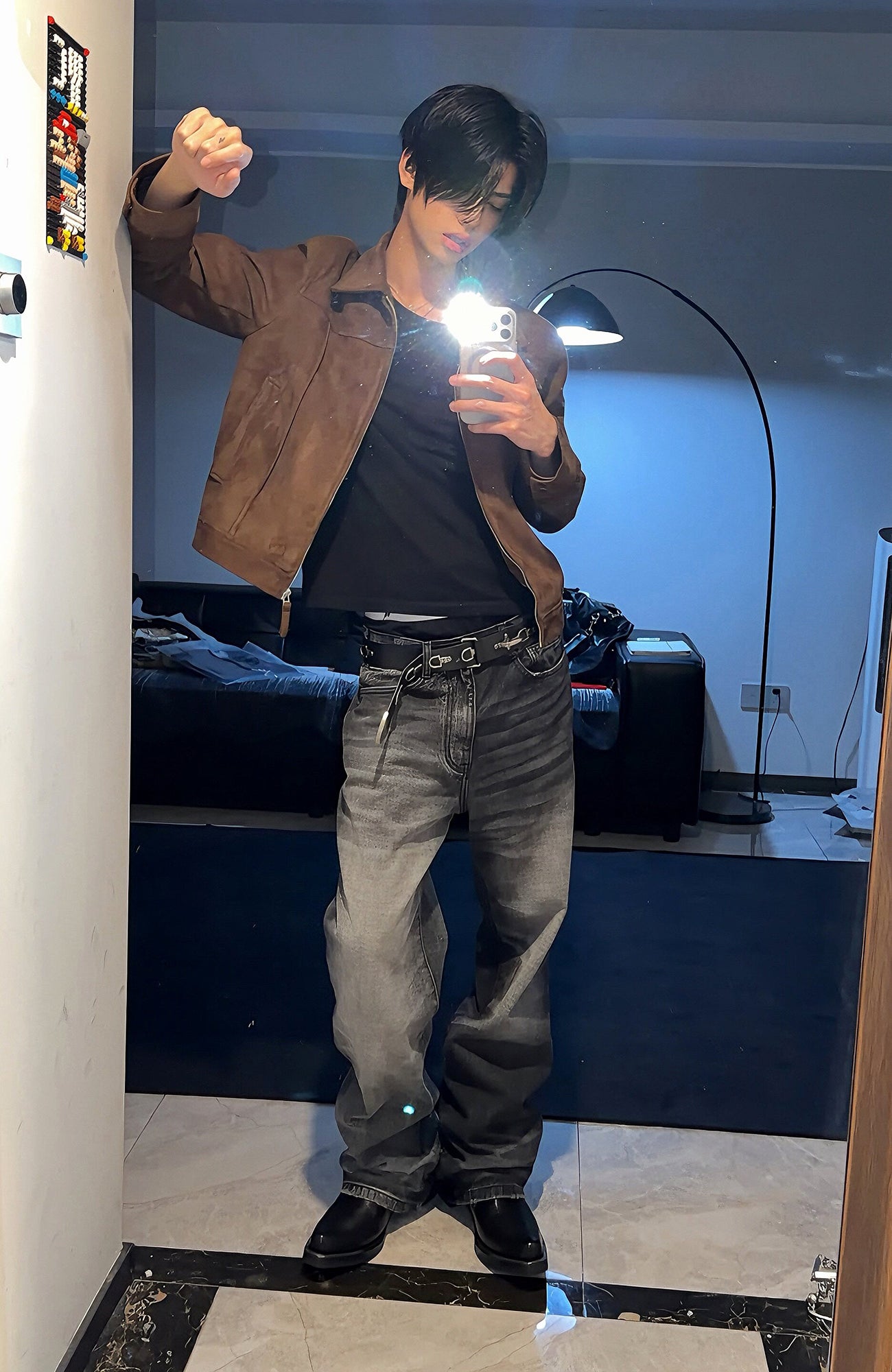 REBEL WAVE Contrast Split Whiskering Wash Jeans