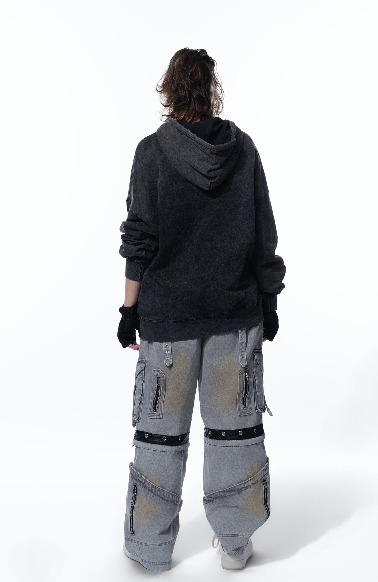 MOGONGSHE Detachable Bleach Washed Utility Cargo Jeans