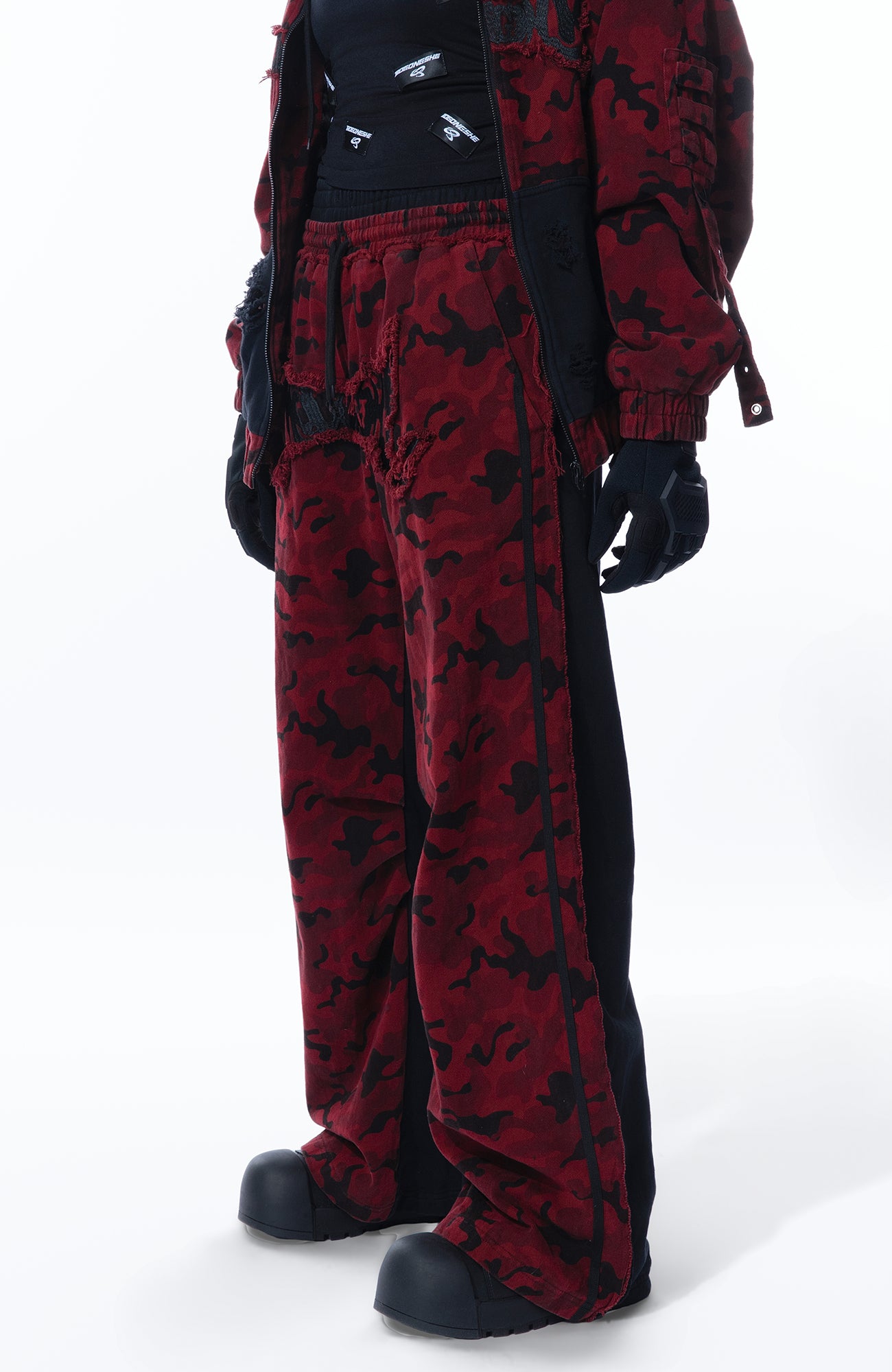 MOGONGSHE Camo Contrast Panel Double-Waist Oversized Sweatpants