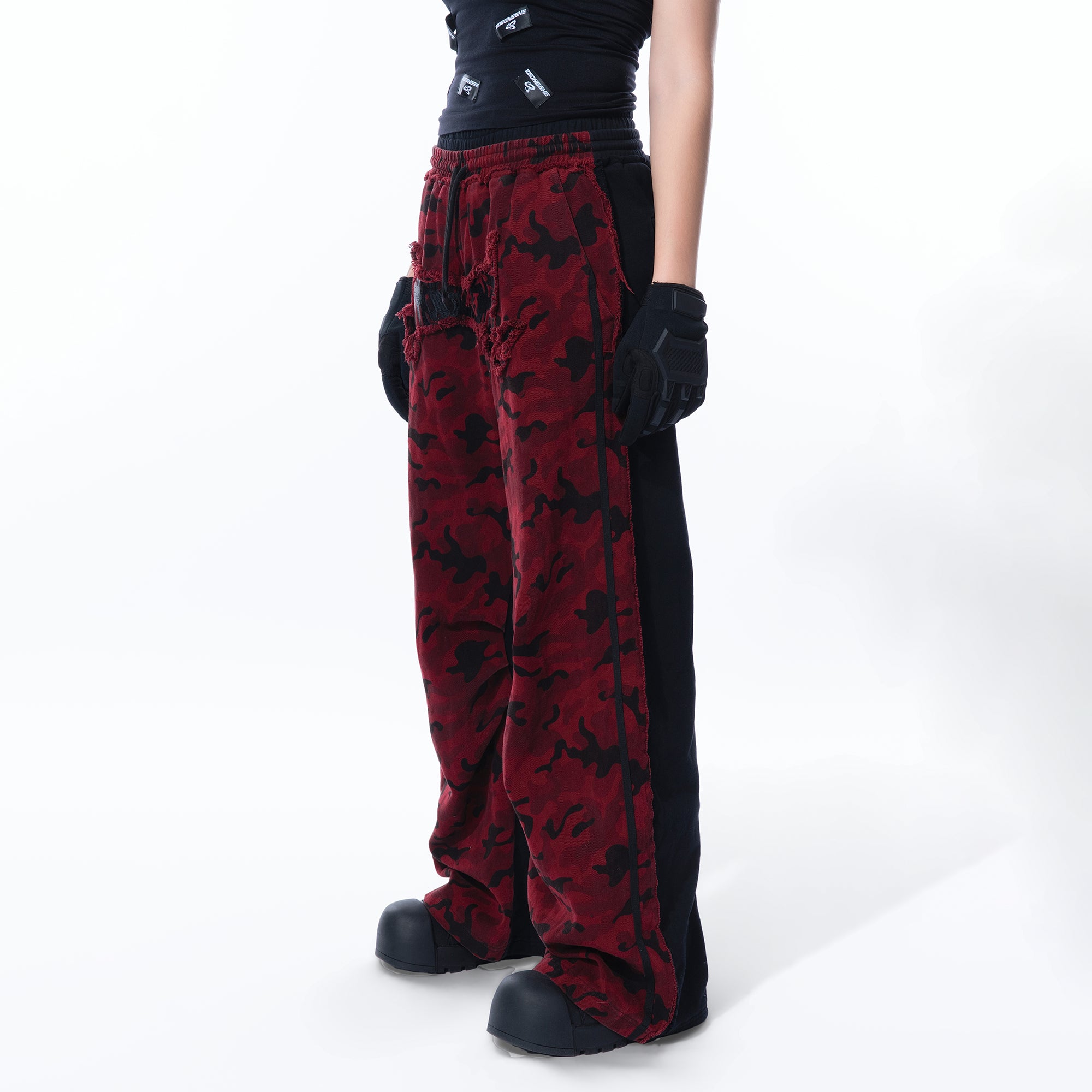 MOGONGSHE Camo Contrast Panel Double-Waist Oversized Sweatpants