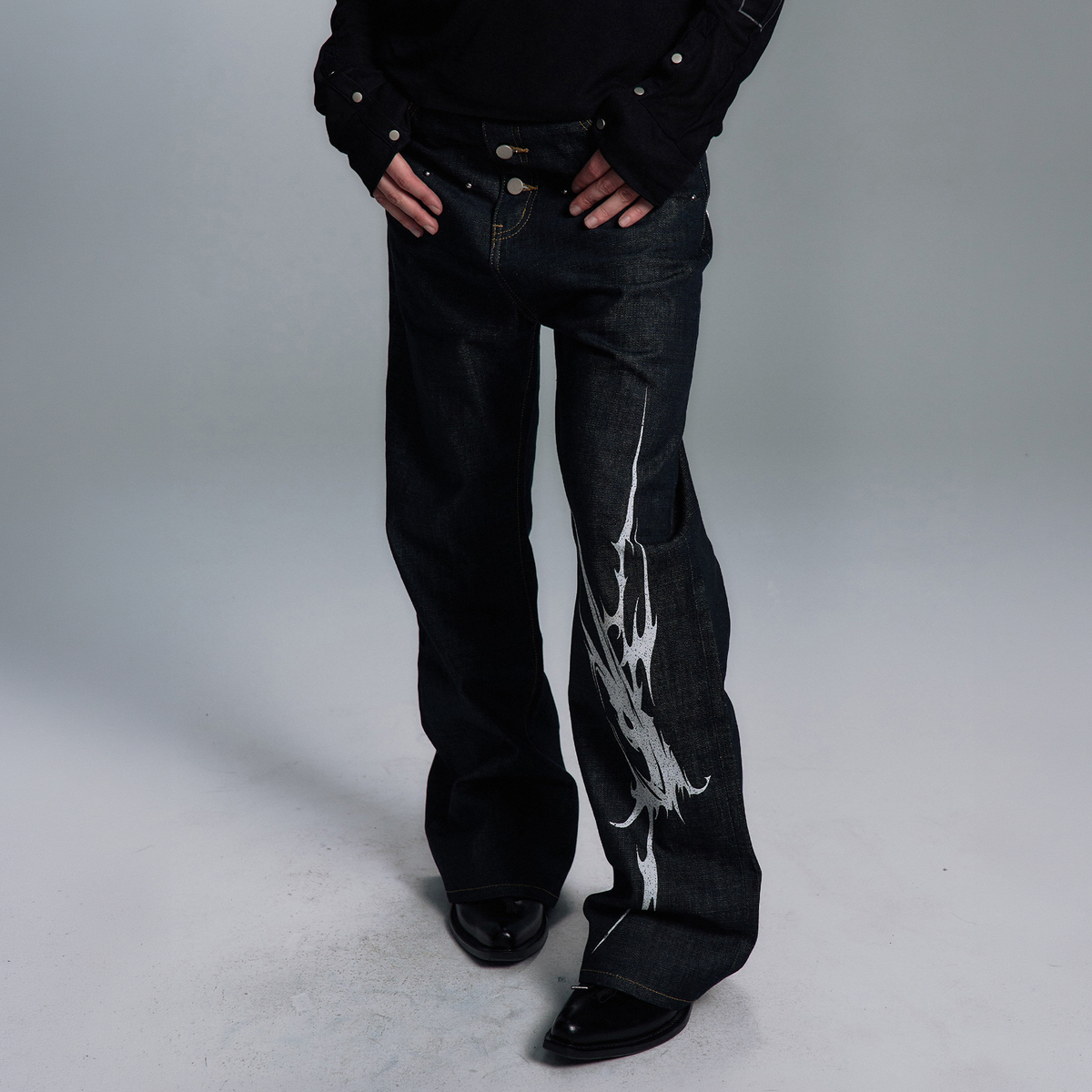 あにまるず【Isecai】HIDE&SEEK BLACK DENIM PAIKI Thorn Totem Selvedge Jeans