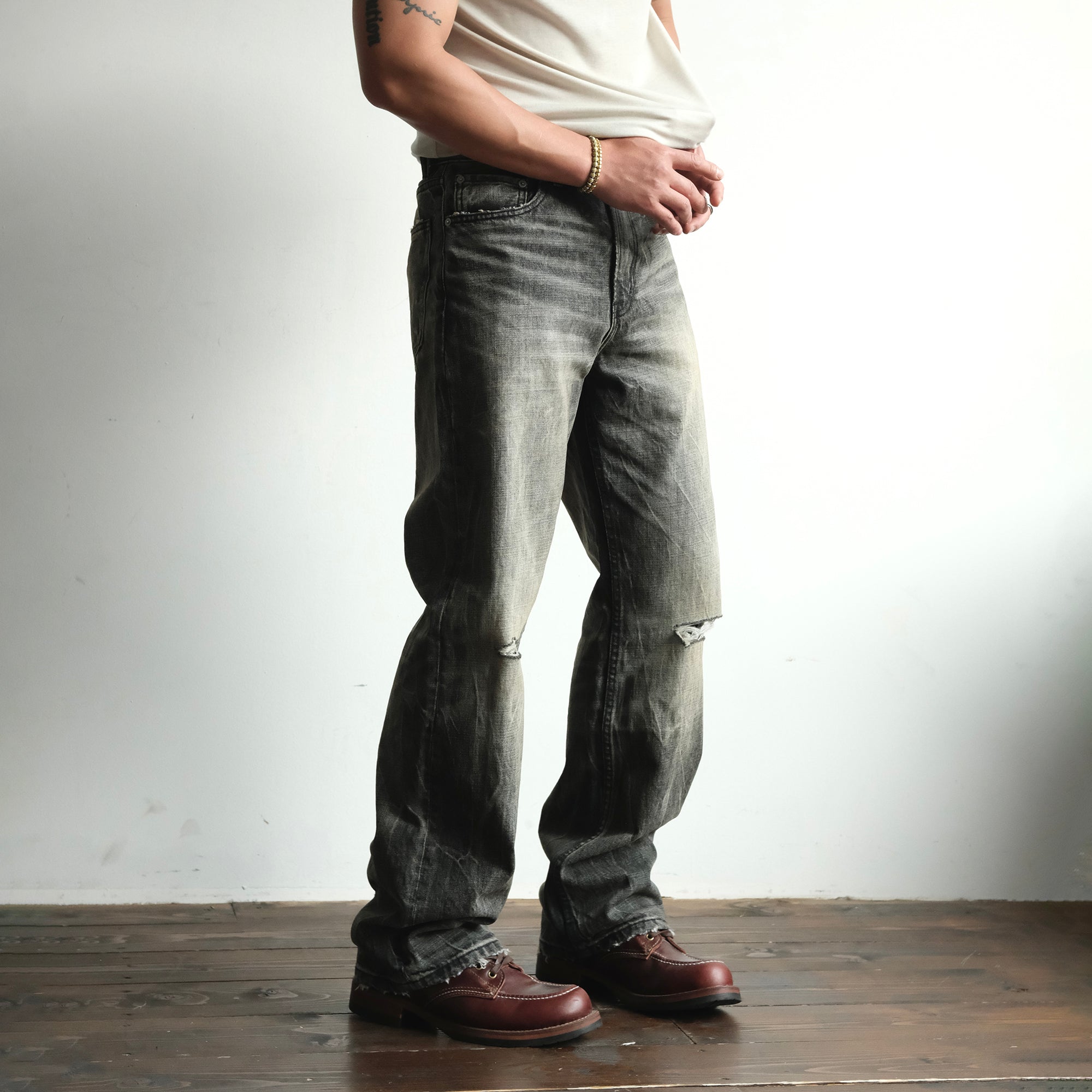 NEIGBORL Wash Distressed Loose-Fit Jeans Black, premium urban and streetwear designers apparel on PROJECTISR.com, NEIGBORL