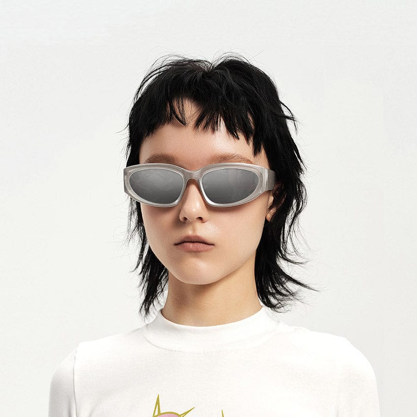 DAMAGE ASIA OPTICALS The Silver Sunglasses display picture 3