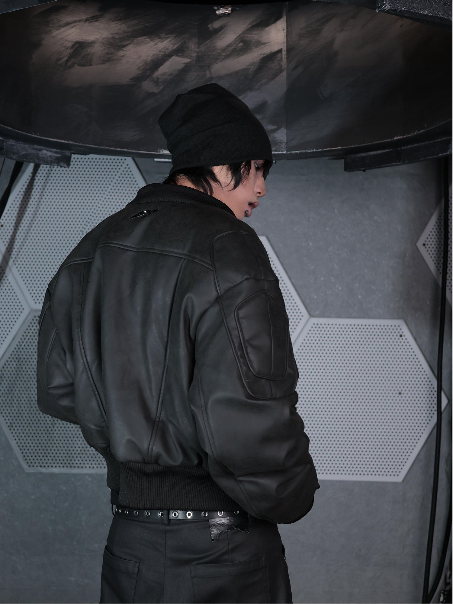 SSIN7 Panel-Structured Bomber Jacket