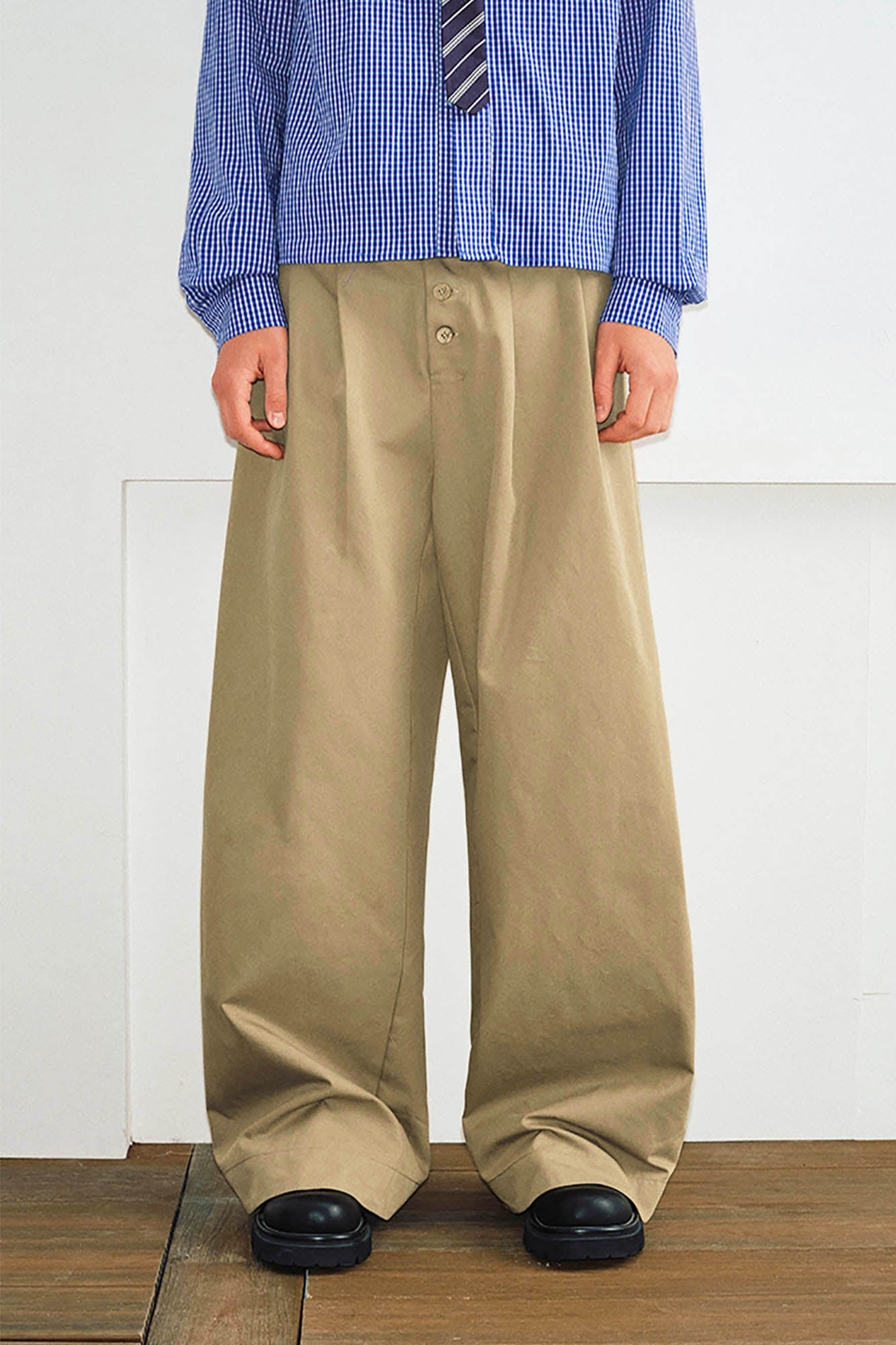 KREATE Crinkled Button-Fly Wide-Leg Pants, premium urban and streetwear designers apparel on PROJECTISR.com, KREATE