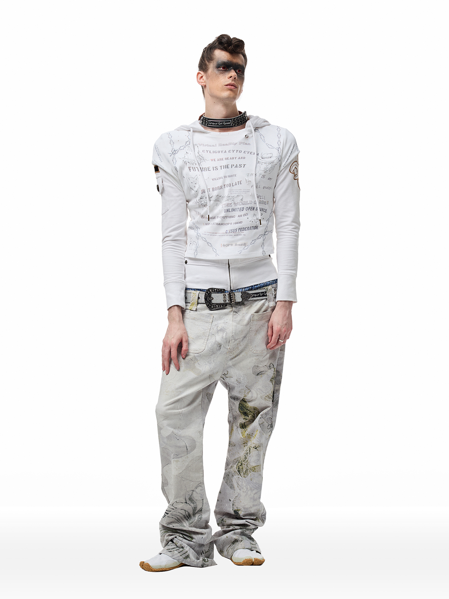 CYCYCY Floral Lace Full-Print Flared Jeans