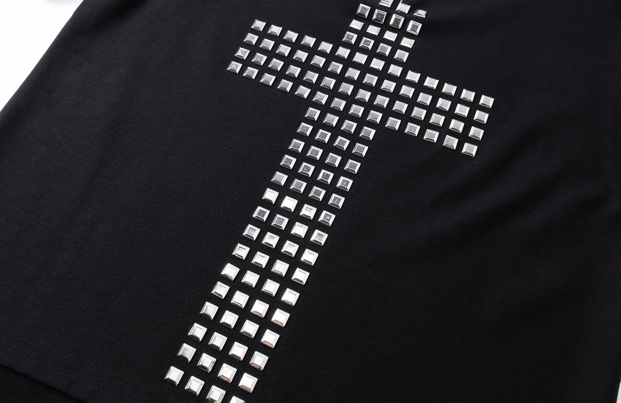 REBEL WAVE Studded Cross Polo Shirt