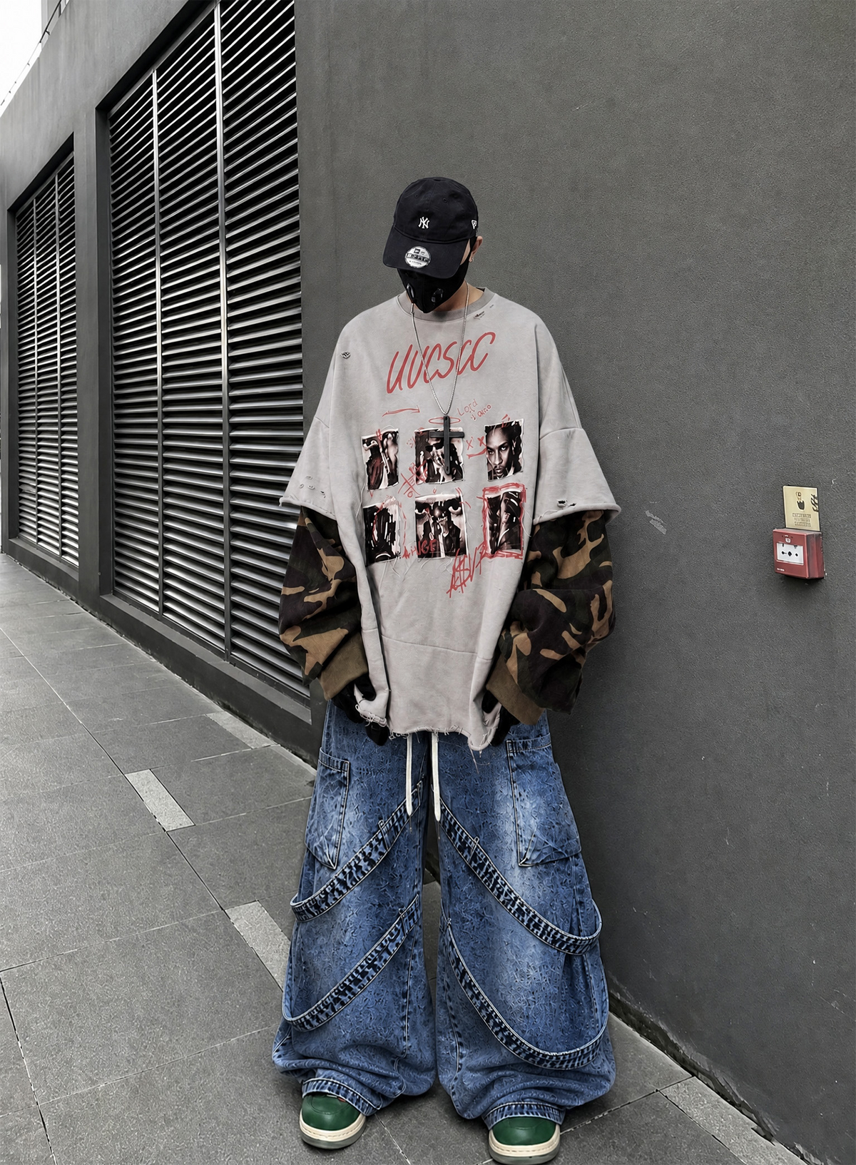UUCSCC Retro Camo Spliced Distressed Oversized Crewneck Sweatshirt