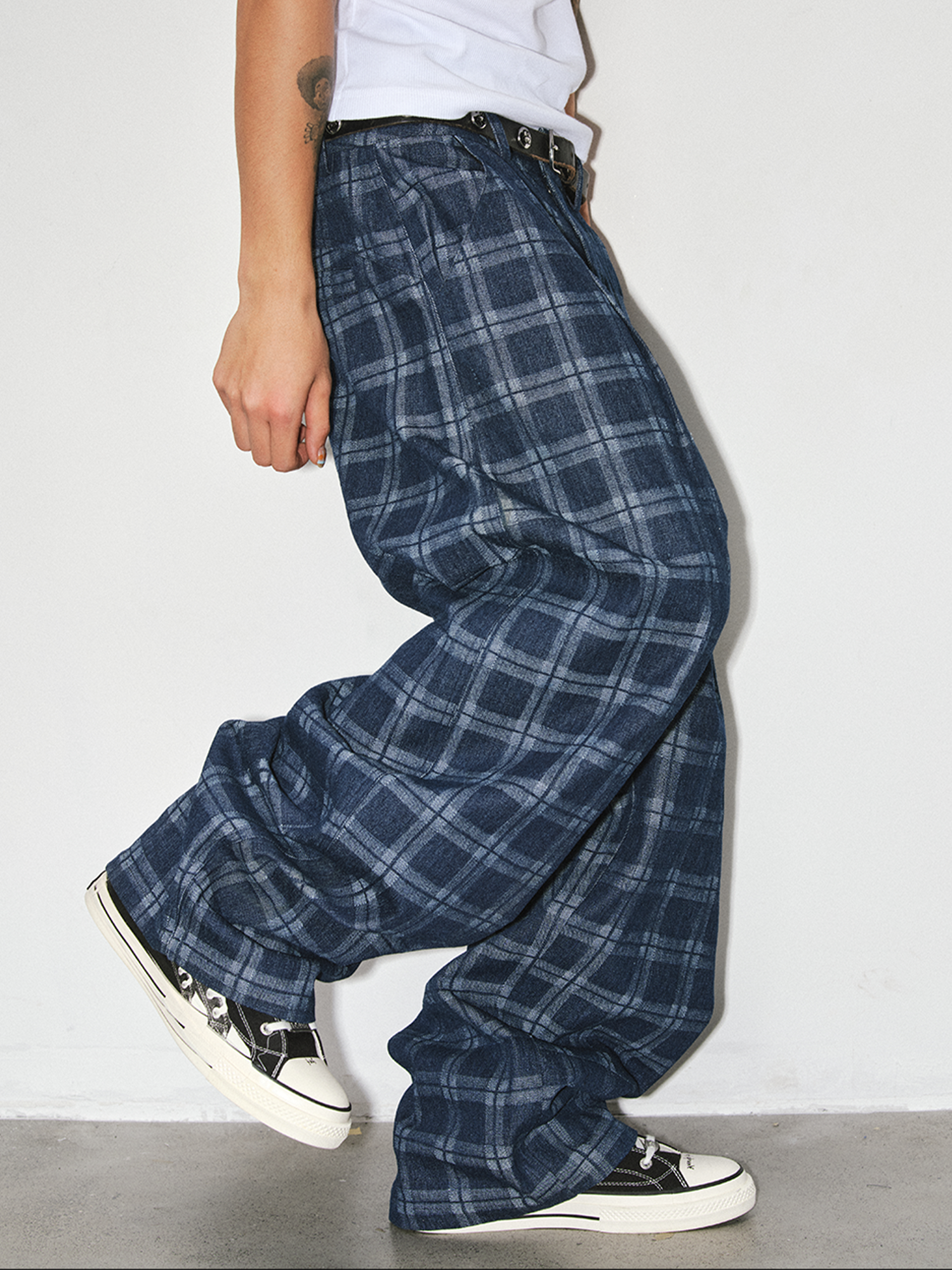 NOVACAM Retro Plaid Wide-Leg Jeans