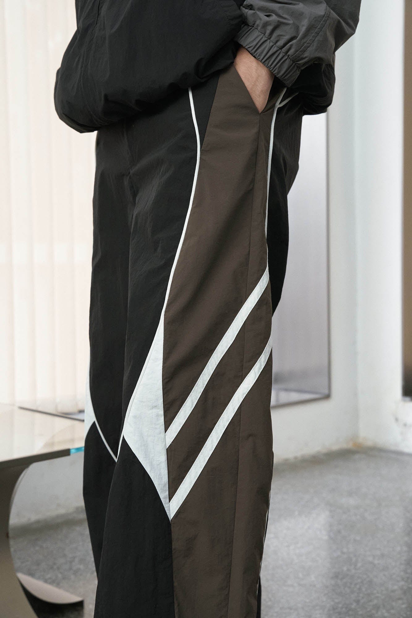 ENSHADOWER Contrast Striped Hem-Drawstring Pants, premium urban and streetwear designers apparel on PROJECTISR.com, ENSHADOWER