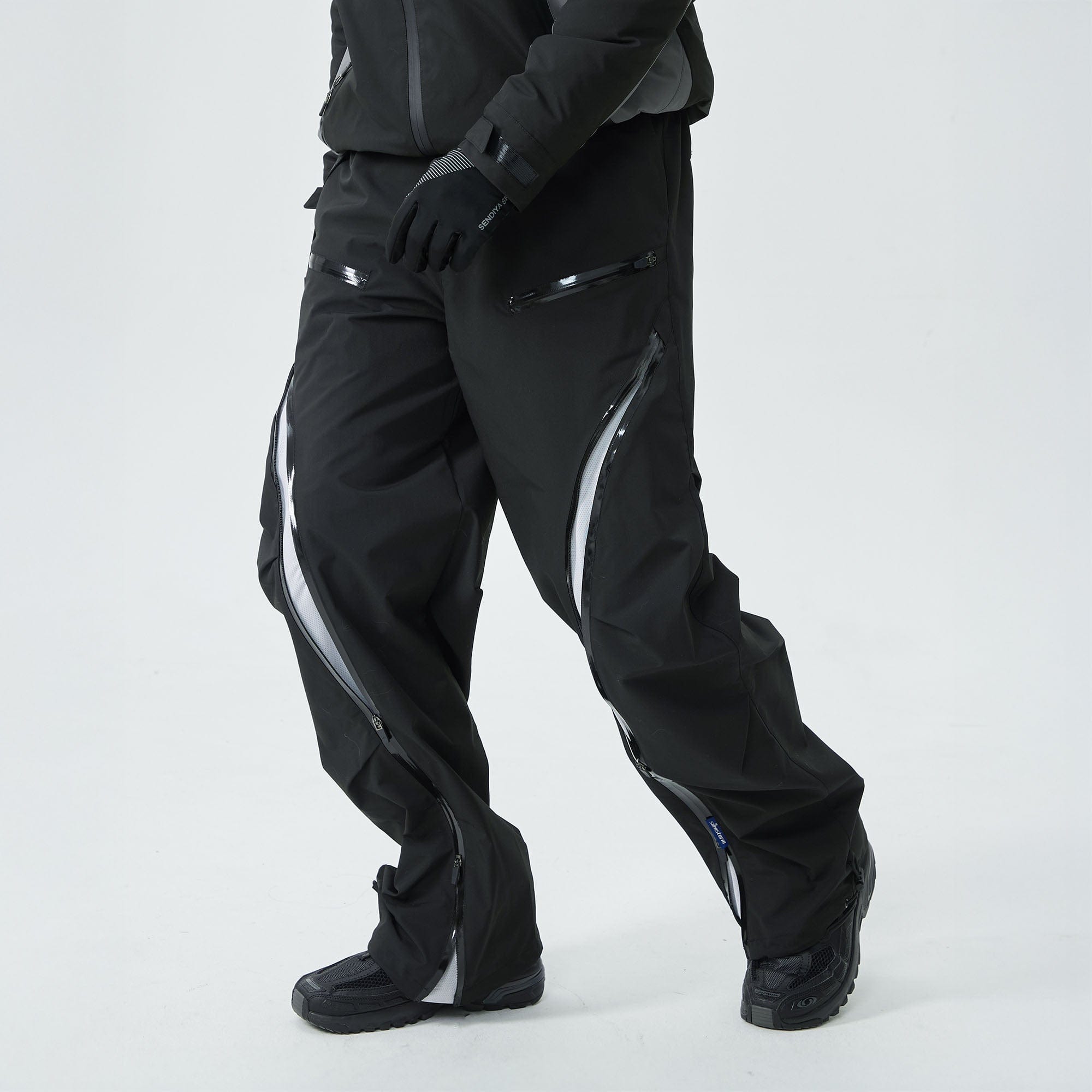 SILENSTORM Arc-Zip Crinkled Water-Repellent Utility Pants, premium urban and streetwear designers apparel on PROJECTISR.com, SILENSTORM