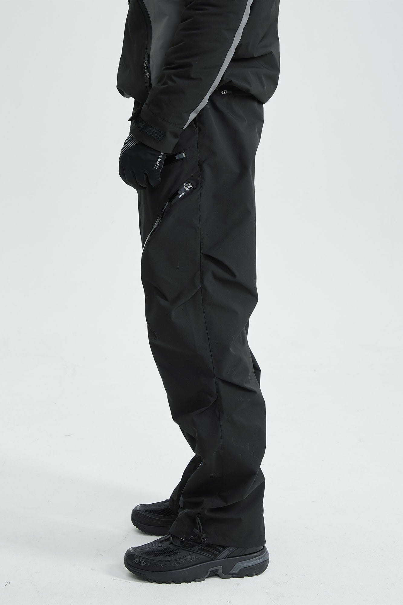 SILENSTORM Arc-Zip Crinkled Water-Repellent Utility Pants, premium urban and streetwear designers apparel on PROJECTISR.com, SILENSTORM
