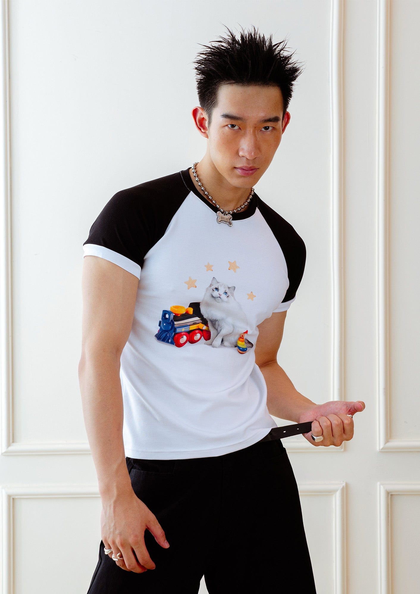 KADAKADA Essential Contrast Raglan Kitty Graphic T-Shirt, premium urban and streetwear designers apparel on PROJECTISR.com, KADAKADA