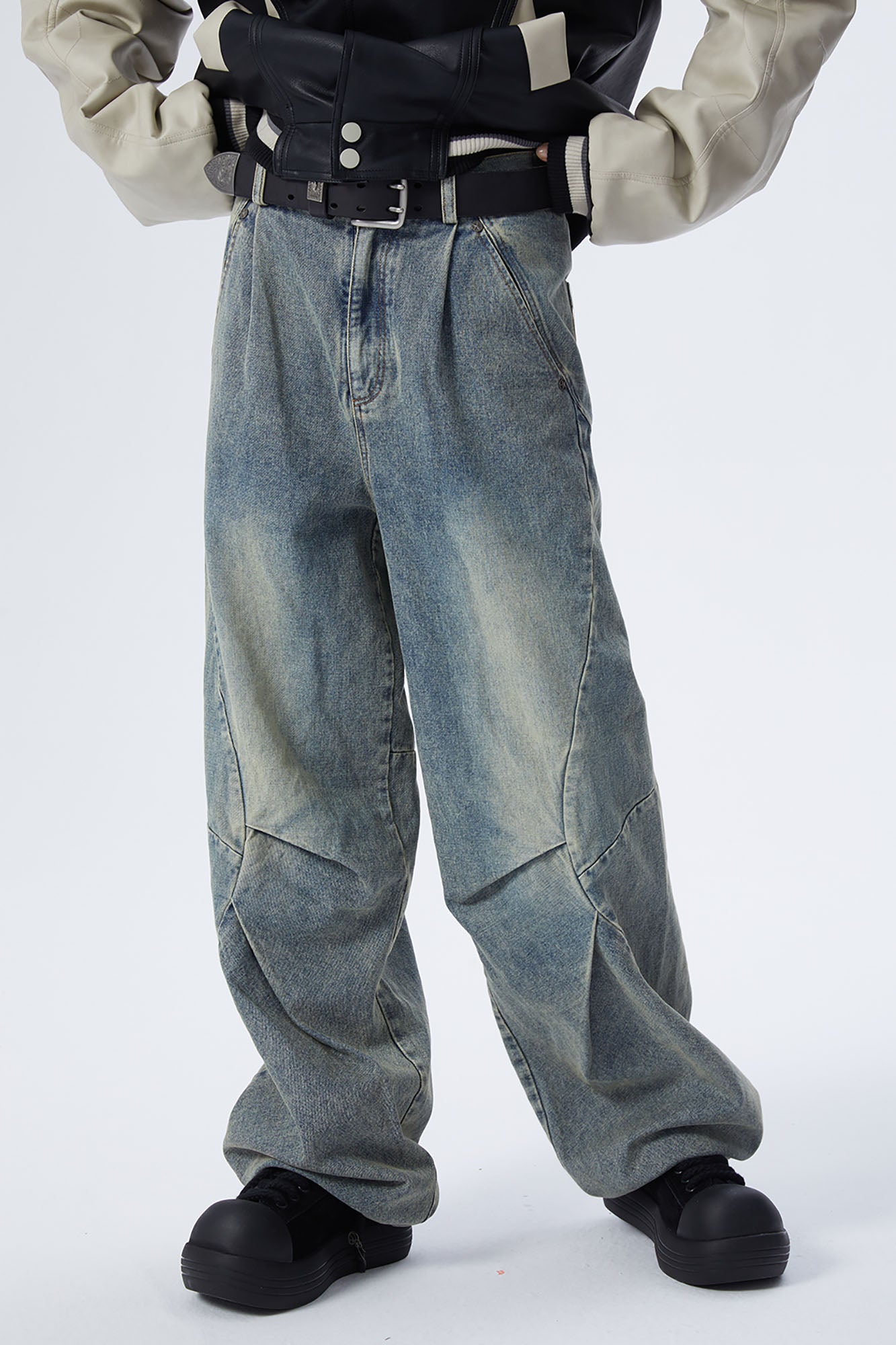 ERROR CODE ROBOT Washed Curved Pleated- Knee Jeans, premium urban and streetwear designers apparel on PROJECTISR.com, ERROR CODE ROBOT