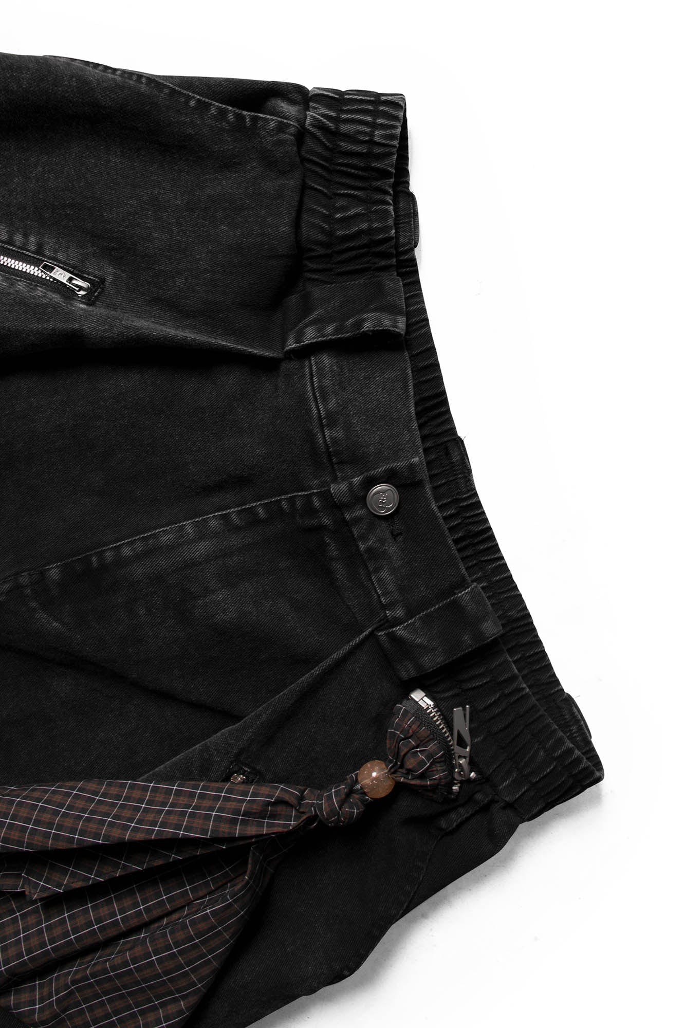 RELABEL Detachable Scarf Washed Multi-Pocket Wide-Leg Shorts Black, premium urban and streetwear designers apparel on PROJECTISR.com, RELABEL