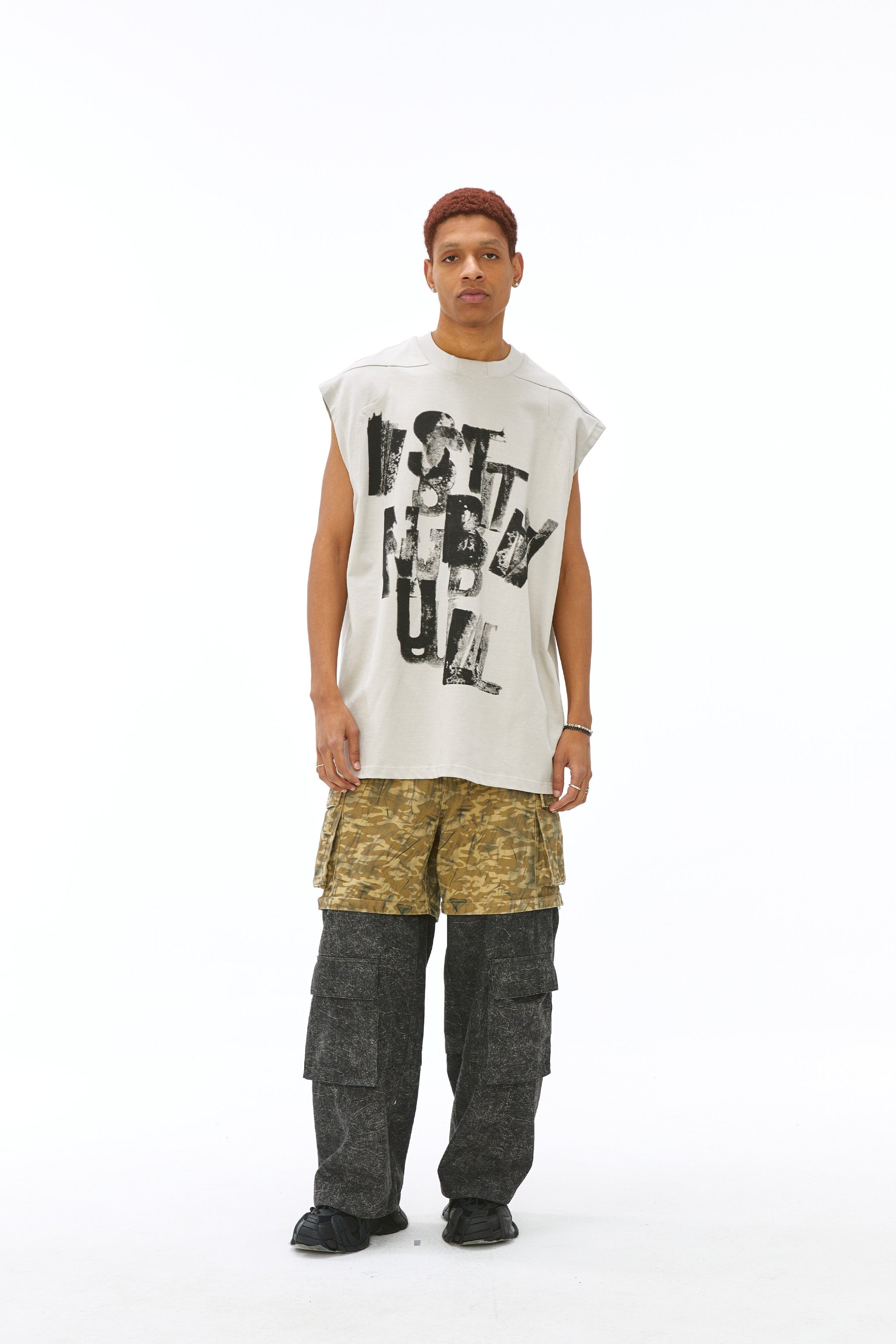 VANN VALRENCE Slogan Graphic Oversized Sleeveless Tee