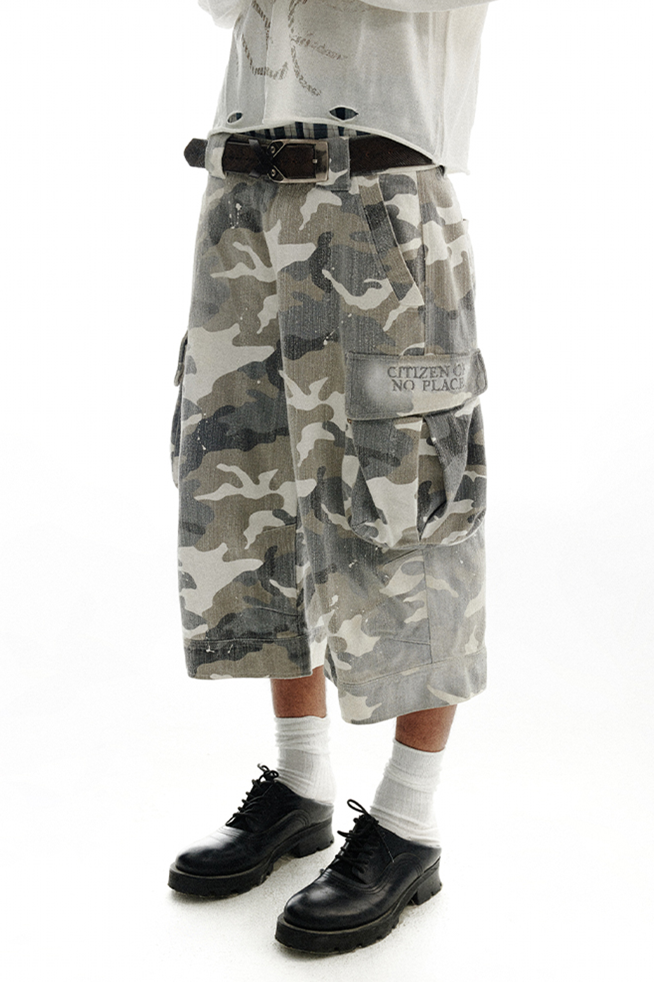 CONPCONP Distressed Spray-Dye Camo Shorts