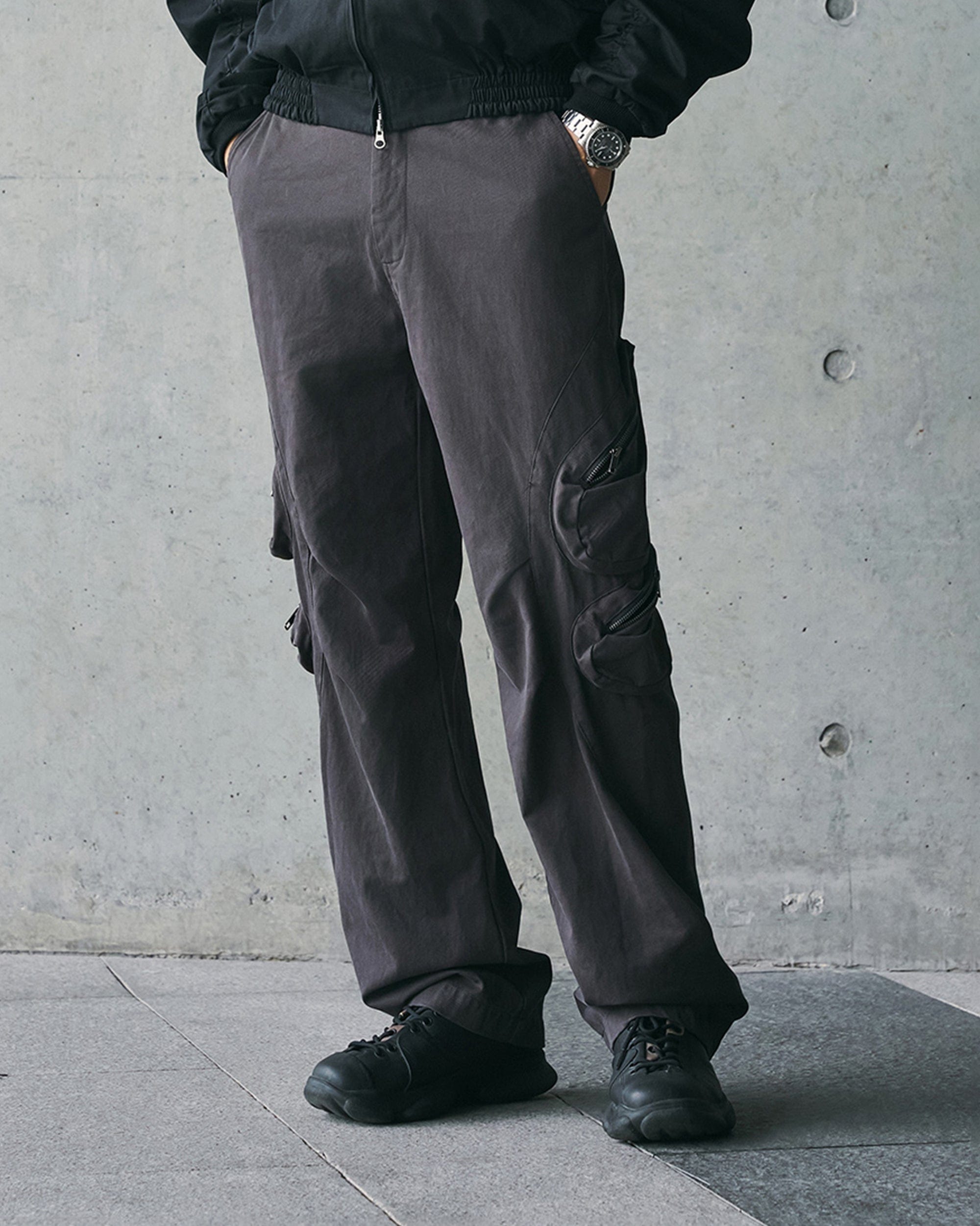 ENSHADOWER Modern Pleated Zipper Tactical Cargo, premium urban and streetwear designers apparel on PROJECTISR.com, ENSHADOWER