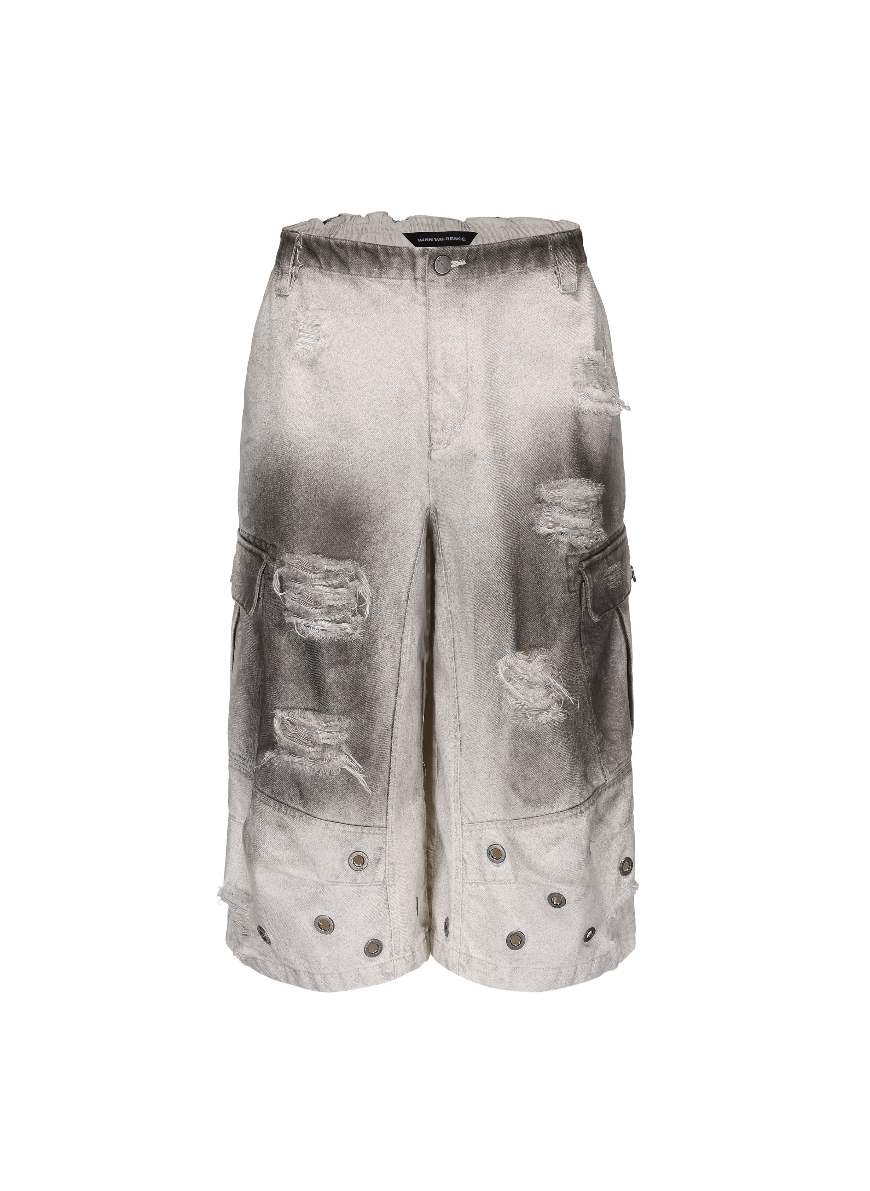 VANN VALRENCE Distressed Gradient Grommet Capris Shorts