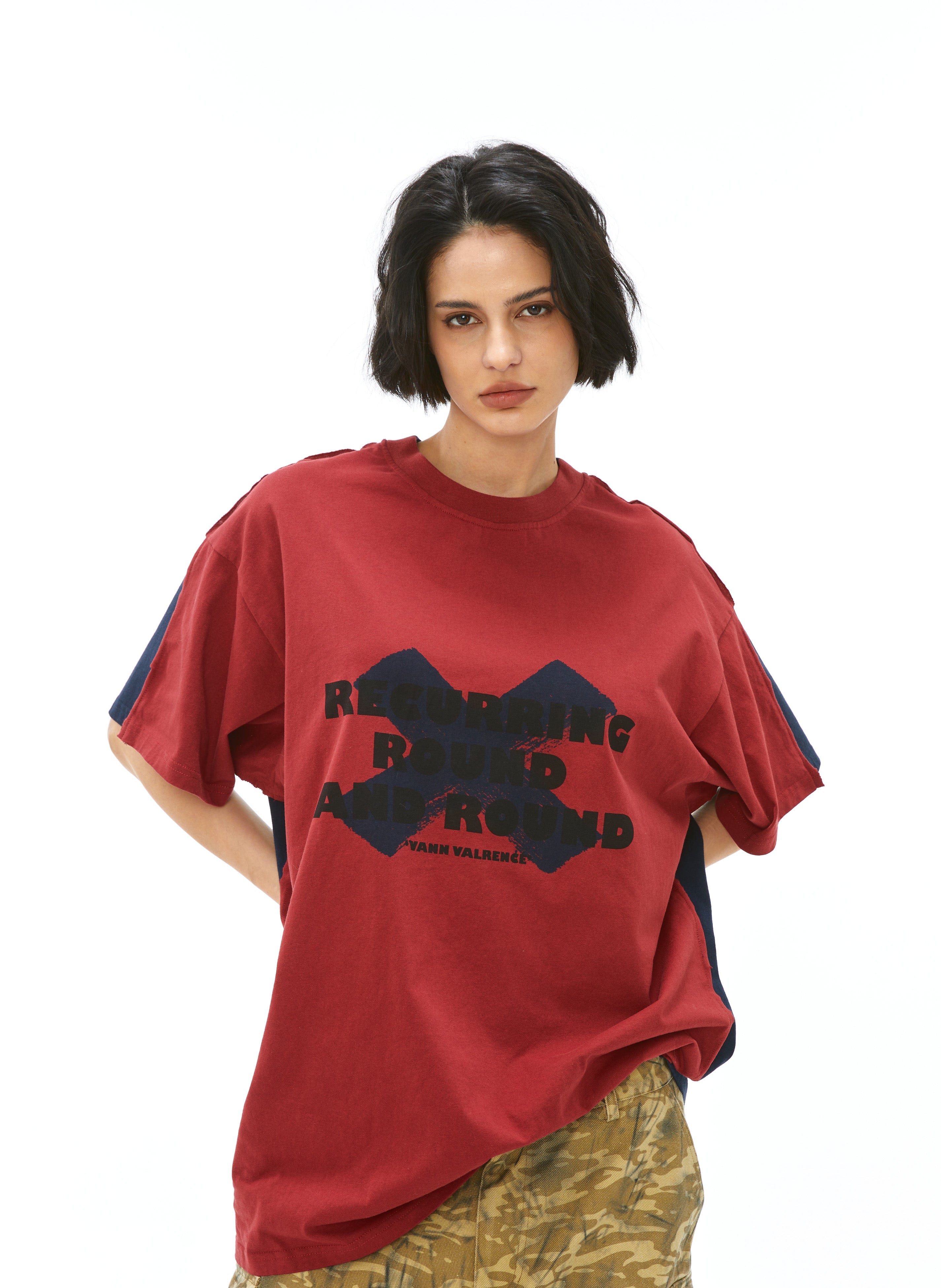 VANN VALRENCE Contrast Split Graphic T-Shirt