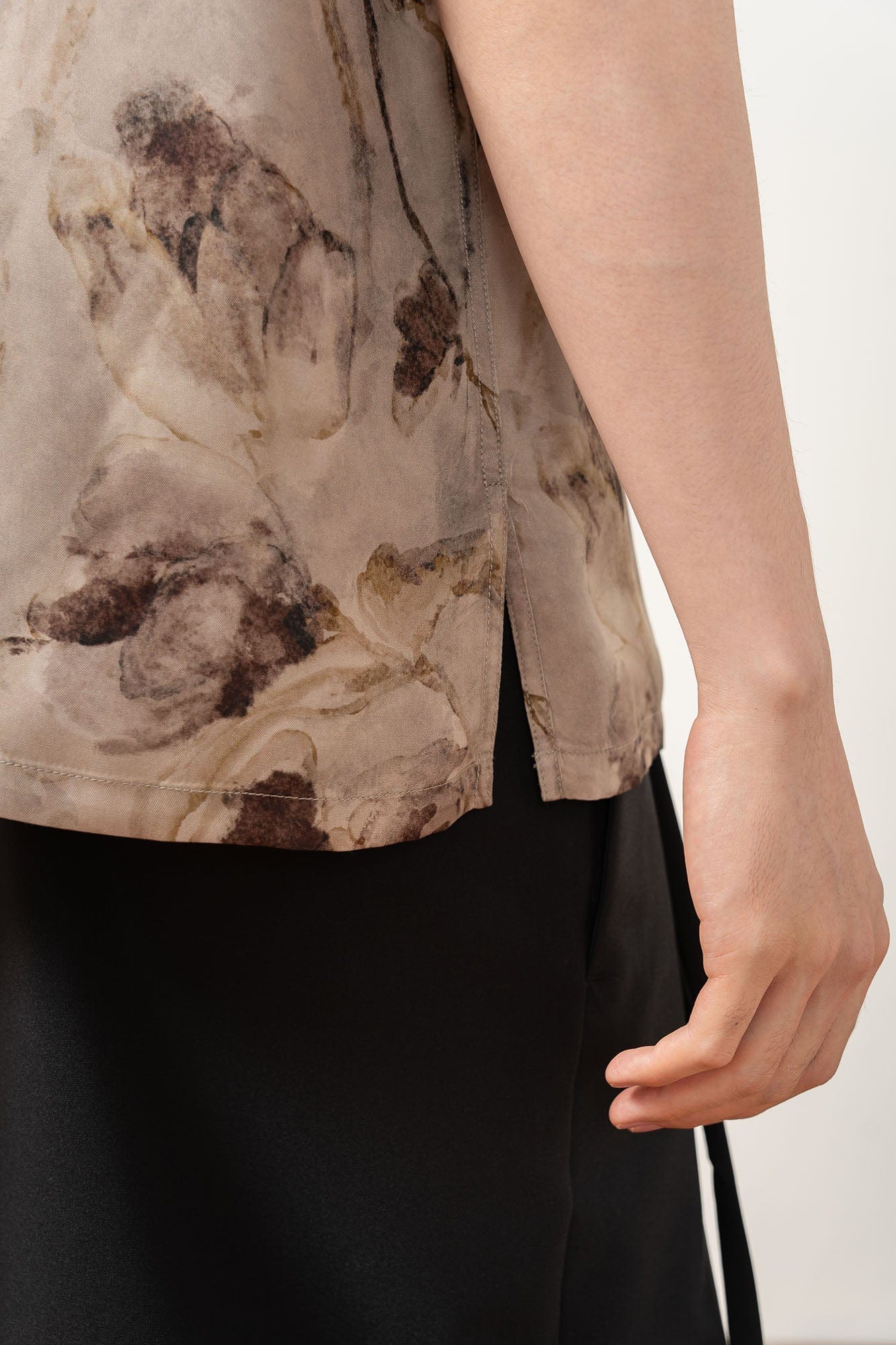 MOITIEDEPETALE Floral Accordion Pleats Cupro Blended Half Shirt, premium urban and streetwear designers apparel on PROJECTISR.com, MOITIEDEPETALE