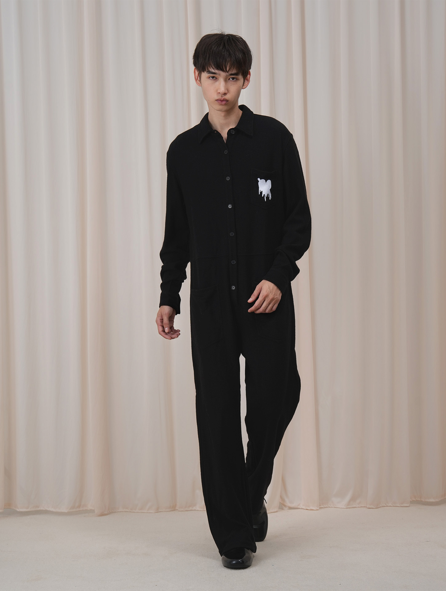OUYANG WENJUN Wool Fluid-Heart Embroidered Jumpsuit