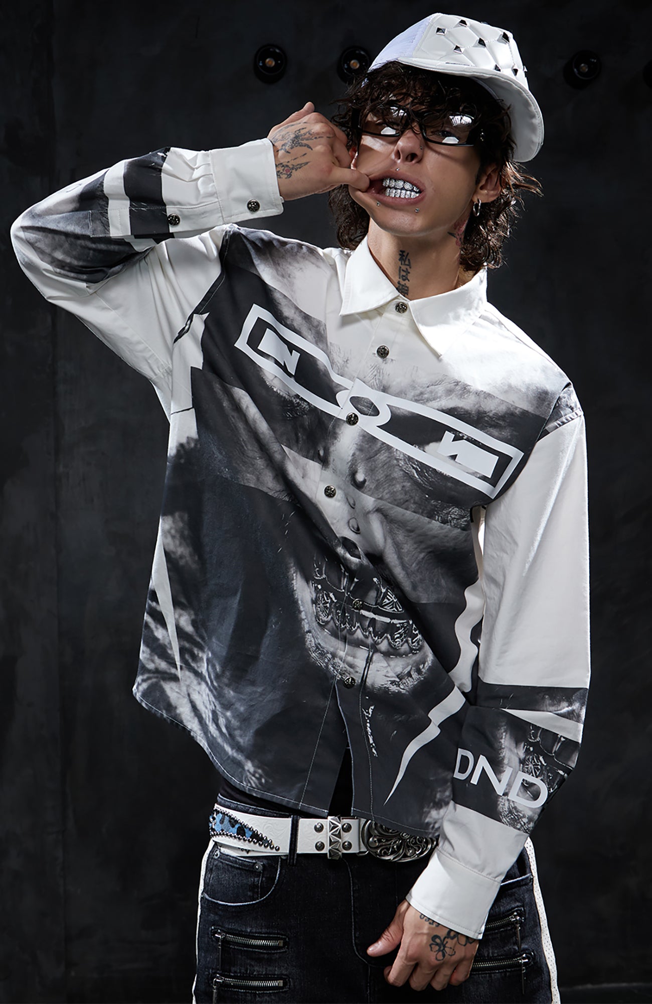 DND4DES Graphic Portrait Long-Sleeve Shirt