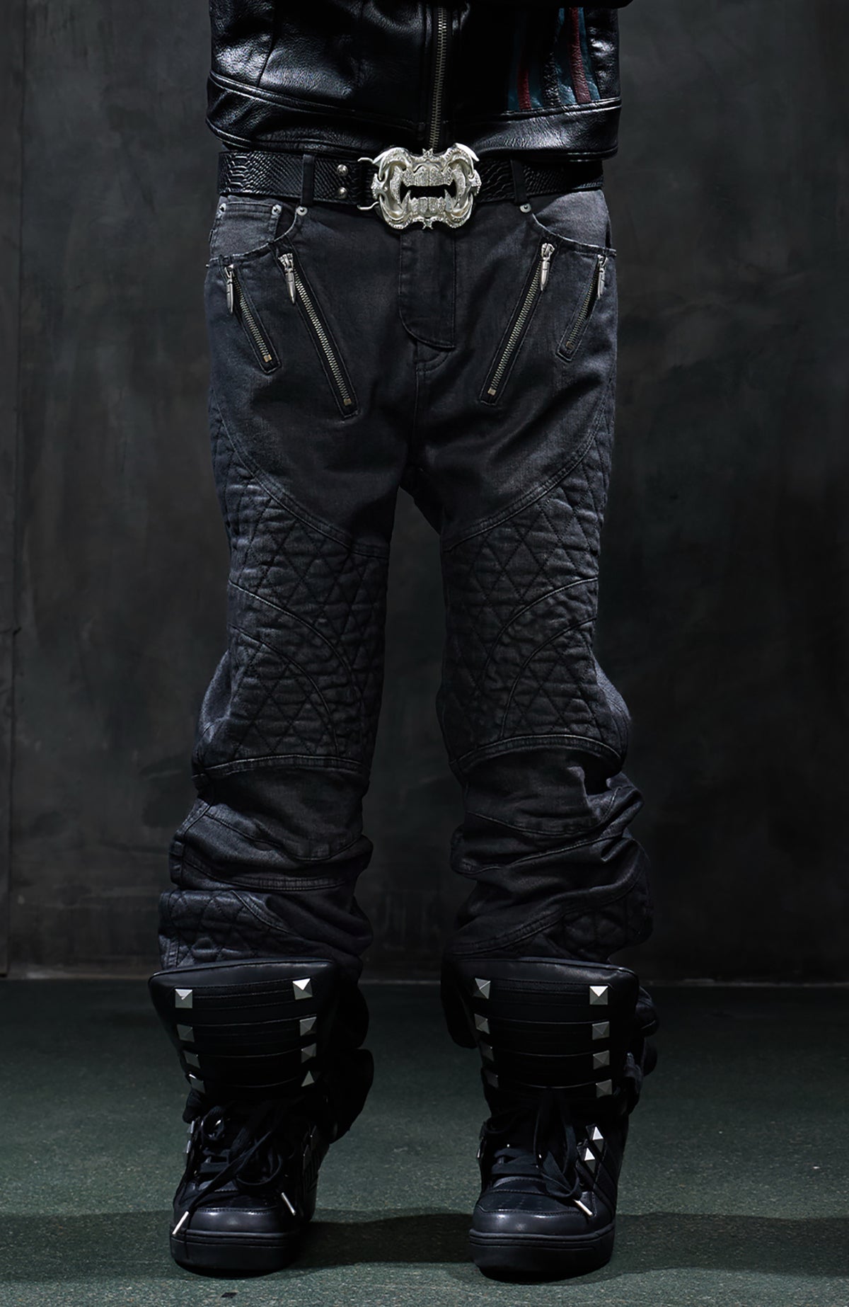 DND4DES Diamond Quilted Wax-Brushed Slim Straight Jeans
