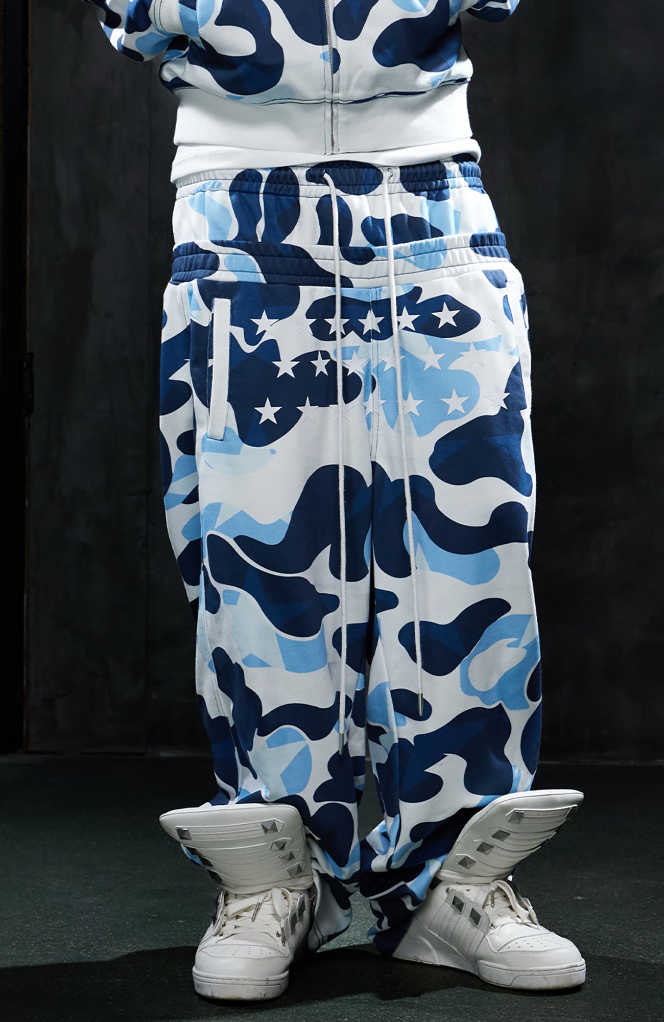 DND4DES Double-Waistband Camo Star Wide-Leg Sweatpants