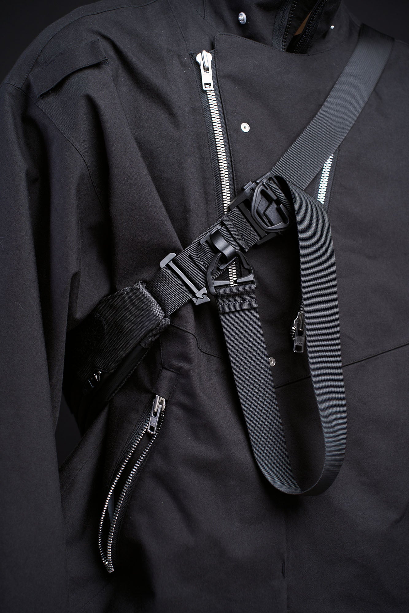 OVERCLOCK ROAM Tactical Tri-Panel Crossbody Sling, premium urban and streetwear designers apparel on PROJECTISR.com, OVERCLOCK ROAM