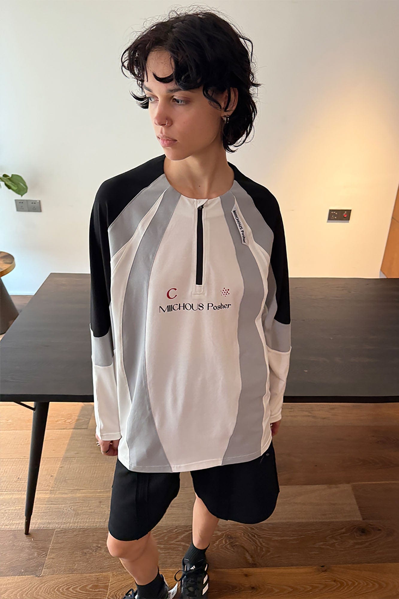 MIICHOUS Arc Contrast Panel Raglan UV Protection Long-Sleeve Tee