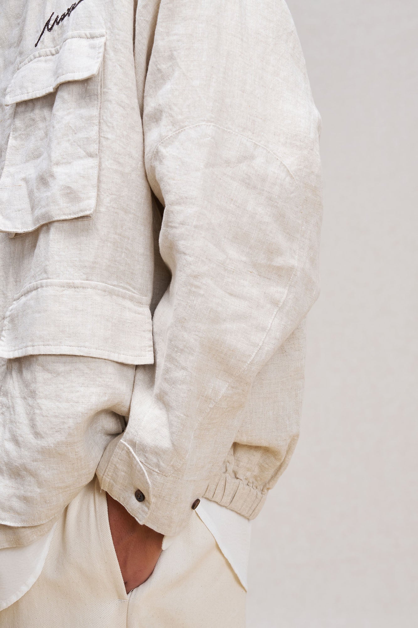 UNLIMITED MOTE Multi-Pocket Linen Shirt