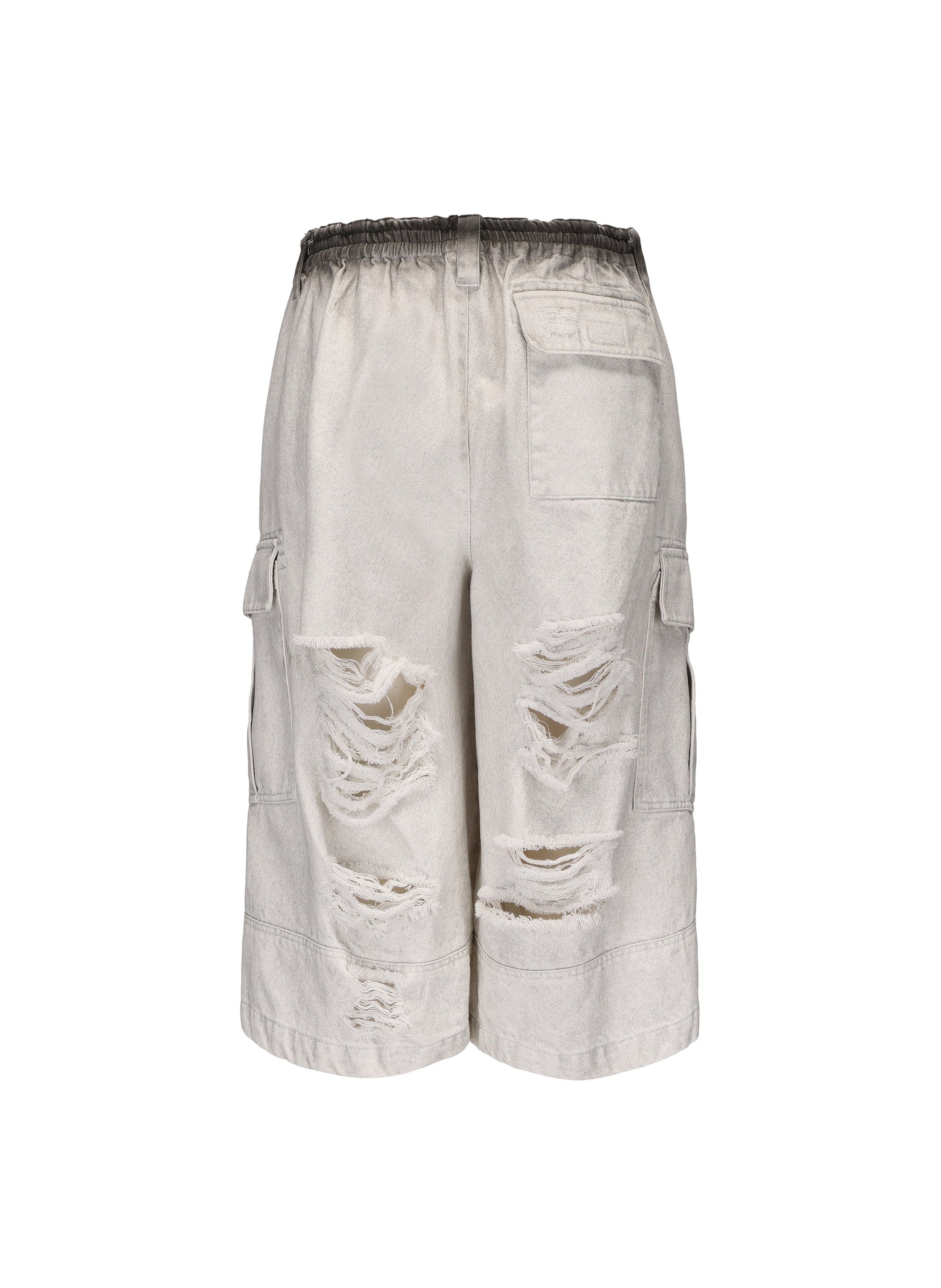 VANN VALRENCE Distressed Gradient Grommet Capris Shorts
