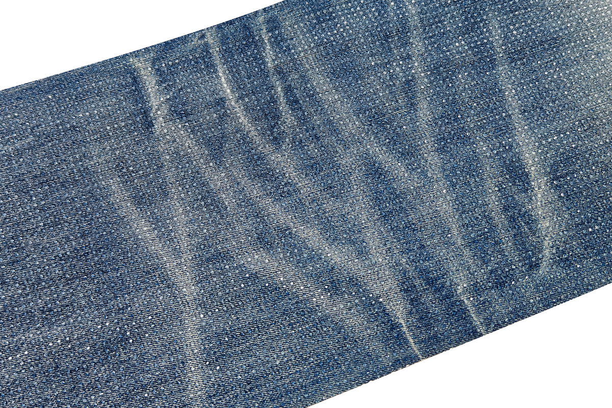 FACEONLAB Crystal Rhinestone Serpent Washed Straight-Leg Jeans