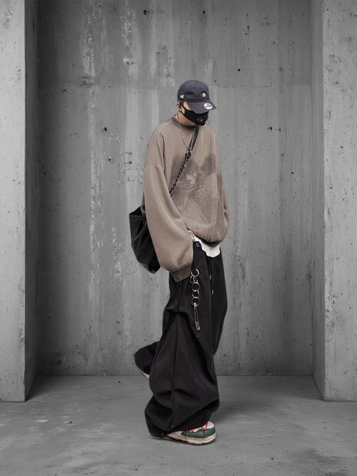 UUCSCC Pleated Wide-Leg Cargo Trousers