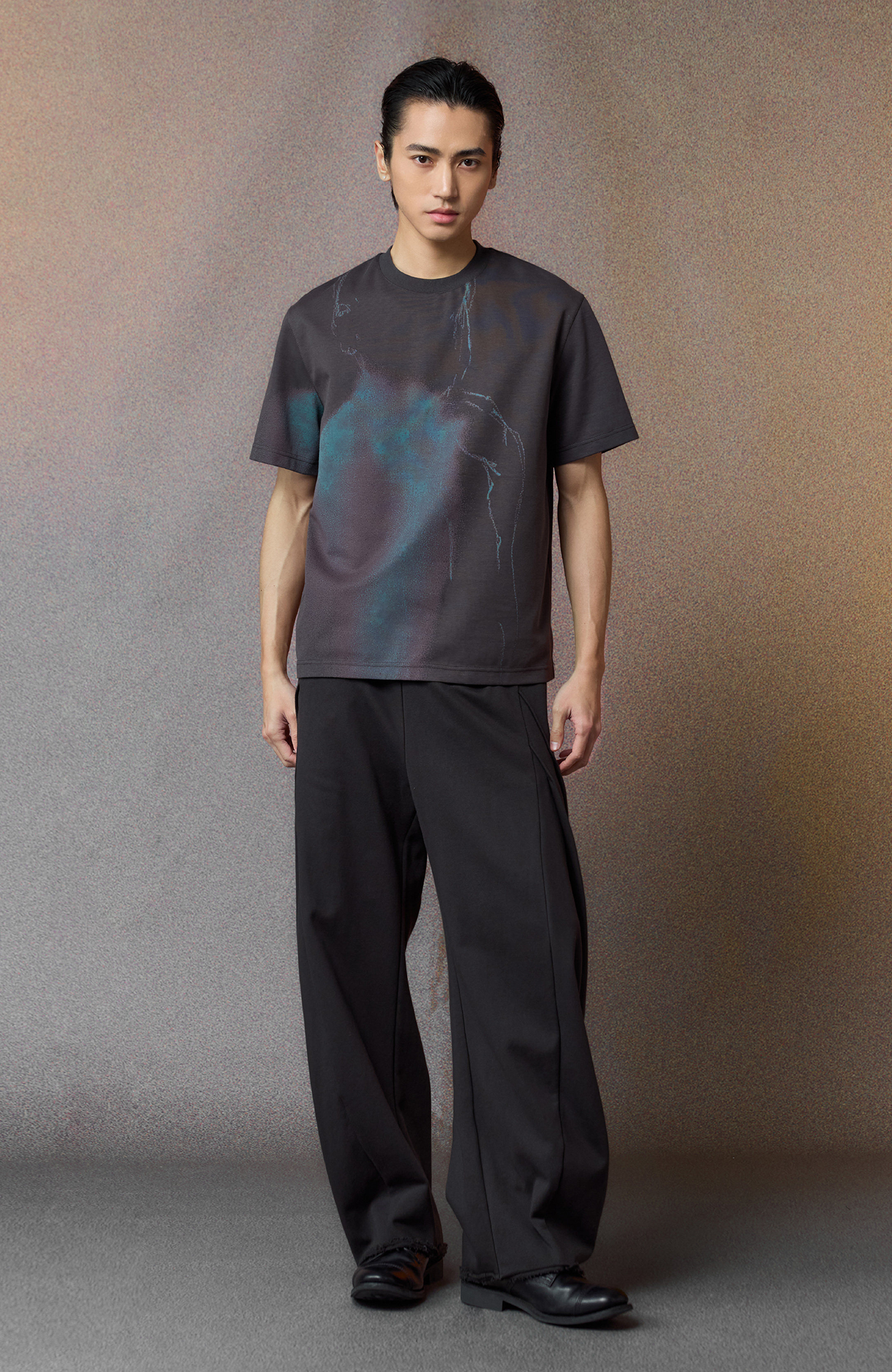 ALVNG AR ANTS Curved-Leg Pleated Raw-Hem Sweatpants, premium urban and streetwear designers apparel on PROJECTISR.com, ALVNG AR ANTS