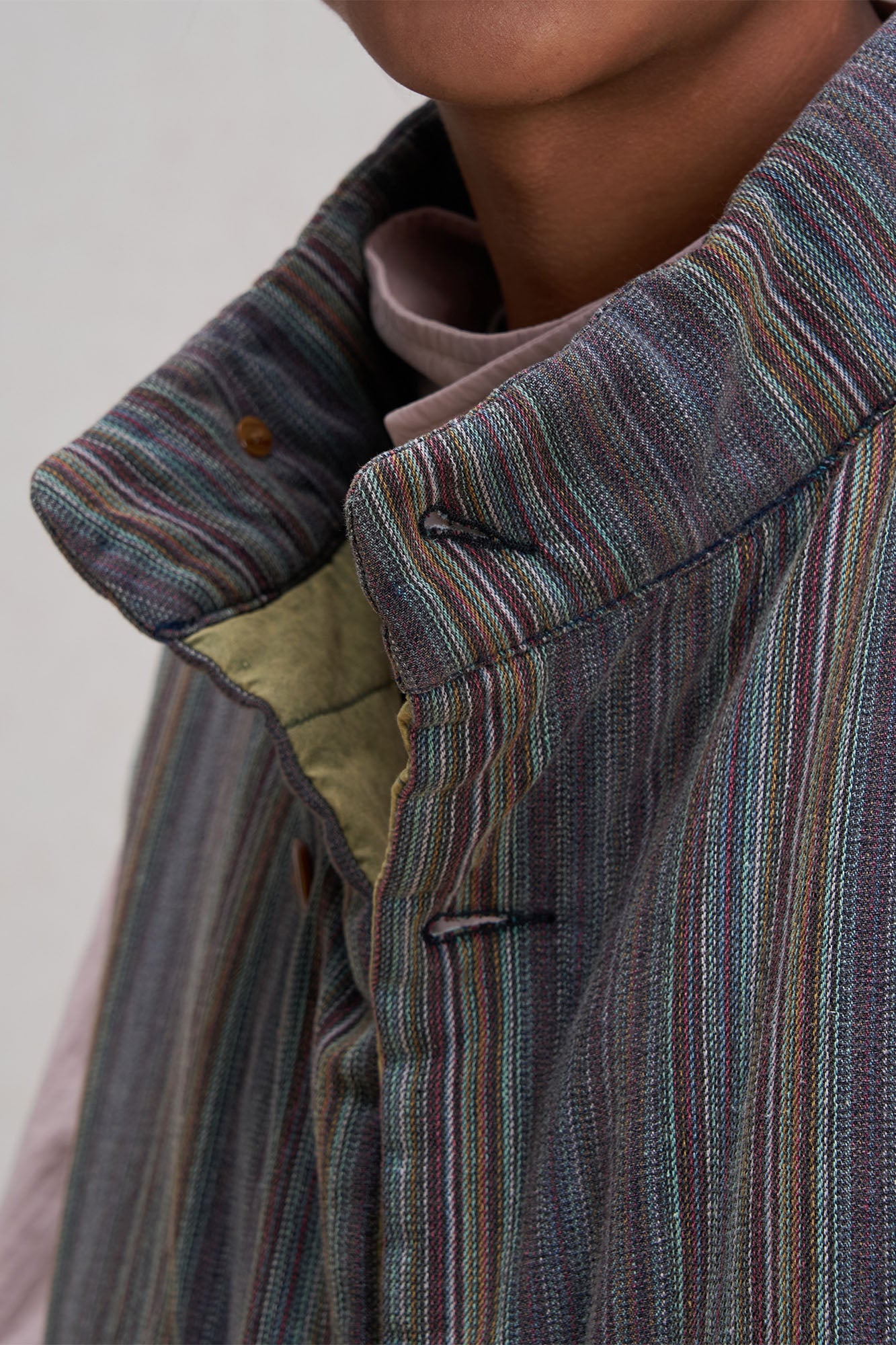 UNLIMITED MOTE Stripe Stand-Collar Padded Vest